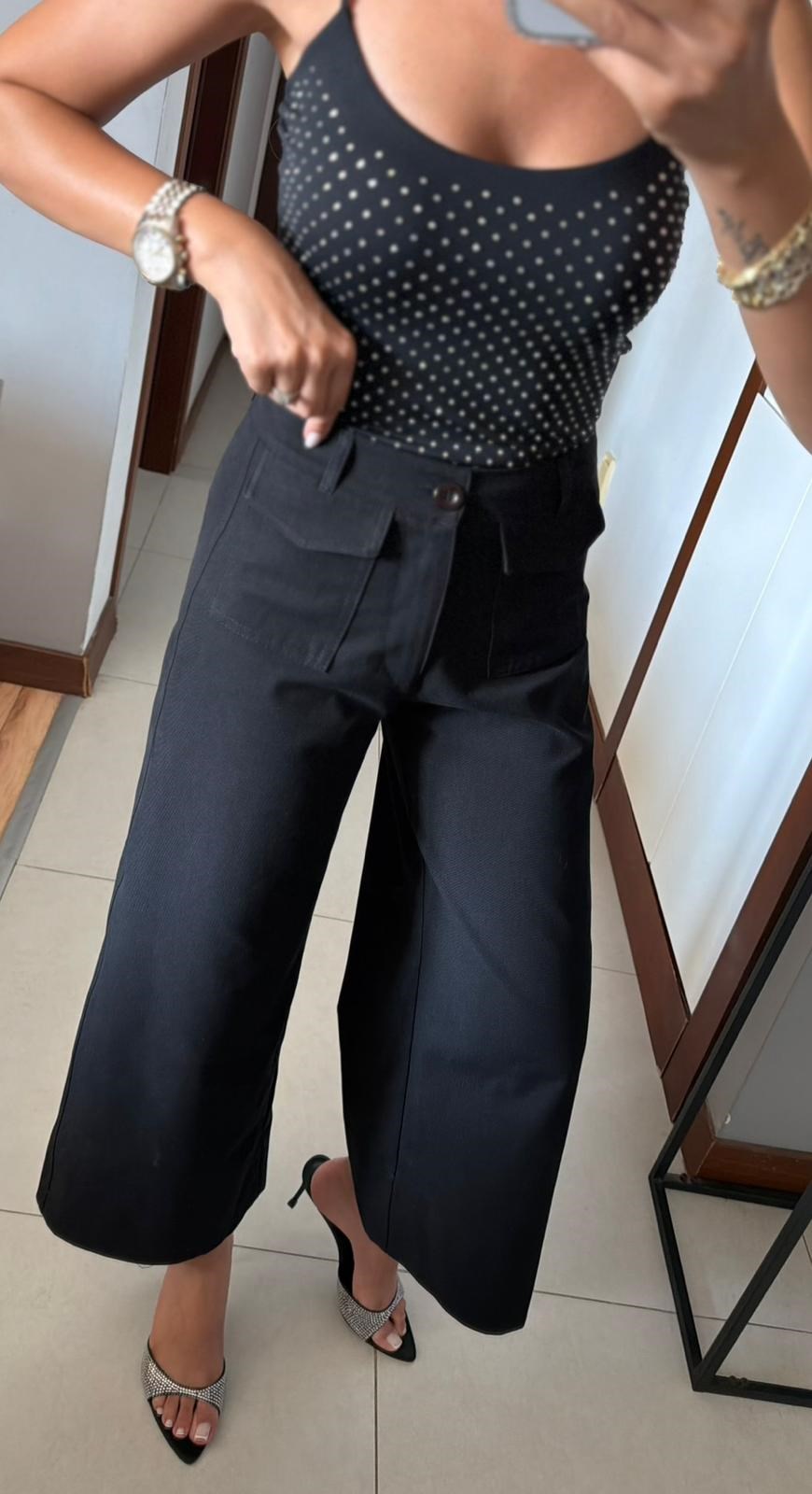 RENNY SİYAH CEPLİ FLARE KESİM KUMAŞ PANTOLON