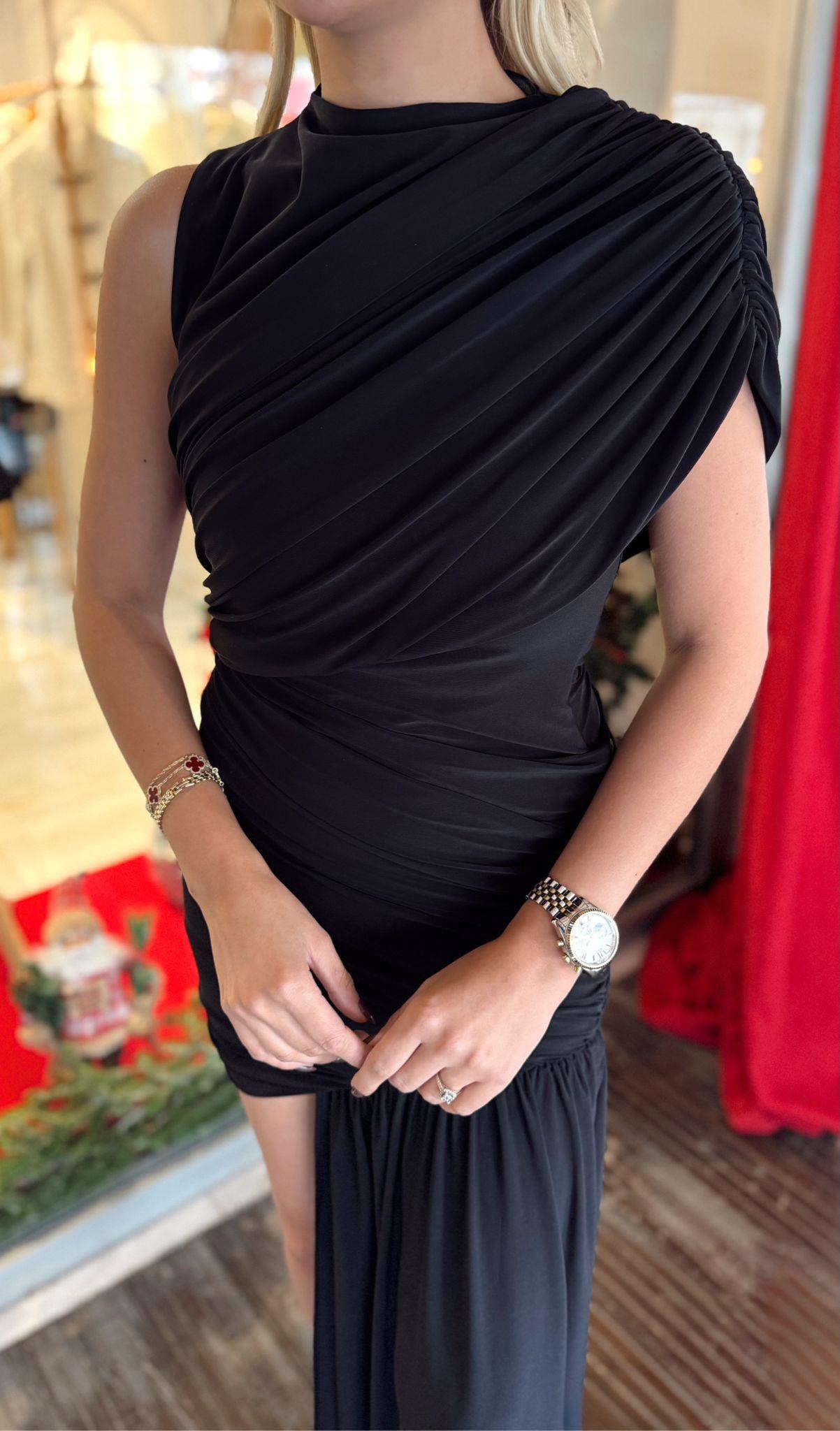 SİYAH KOLSUZ DRAPELİ ELBİSE