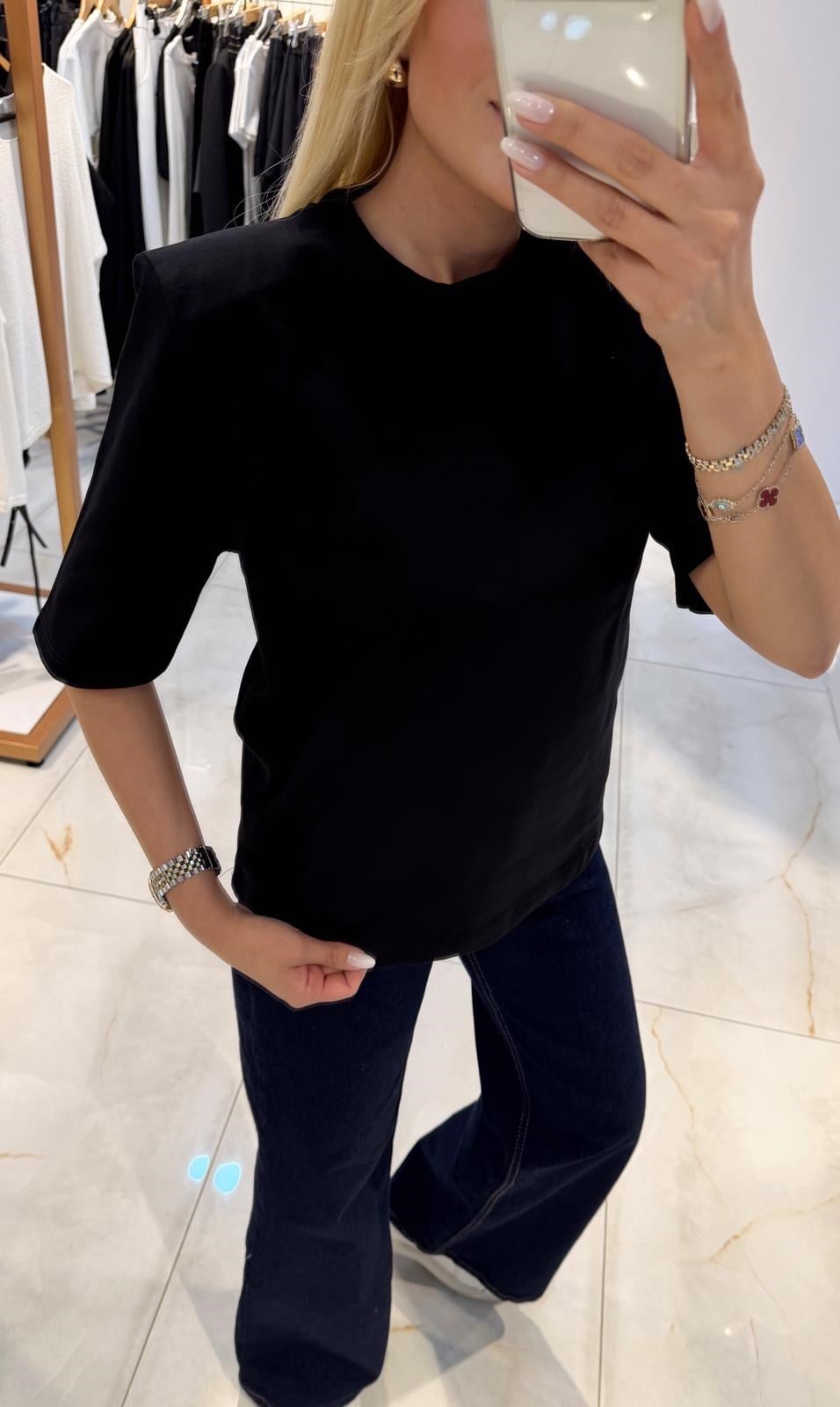 SİYAH VATKALI BASİC T-SHİRT