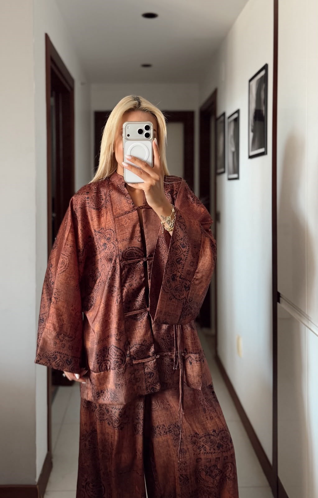 SORELLA ETNİK DESENLİ SATEN TAKIM