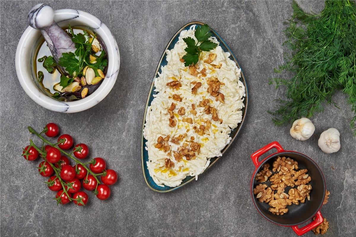 ELMALI KEREVİZ SALATASI KG