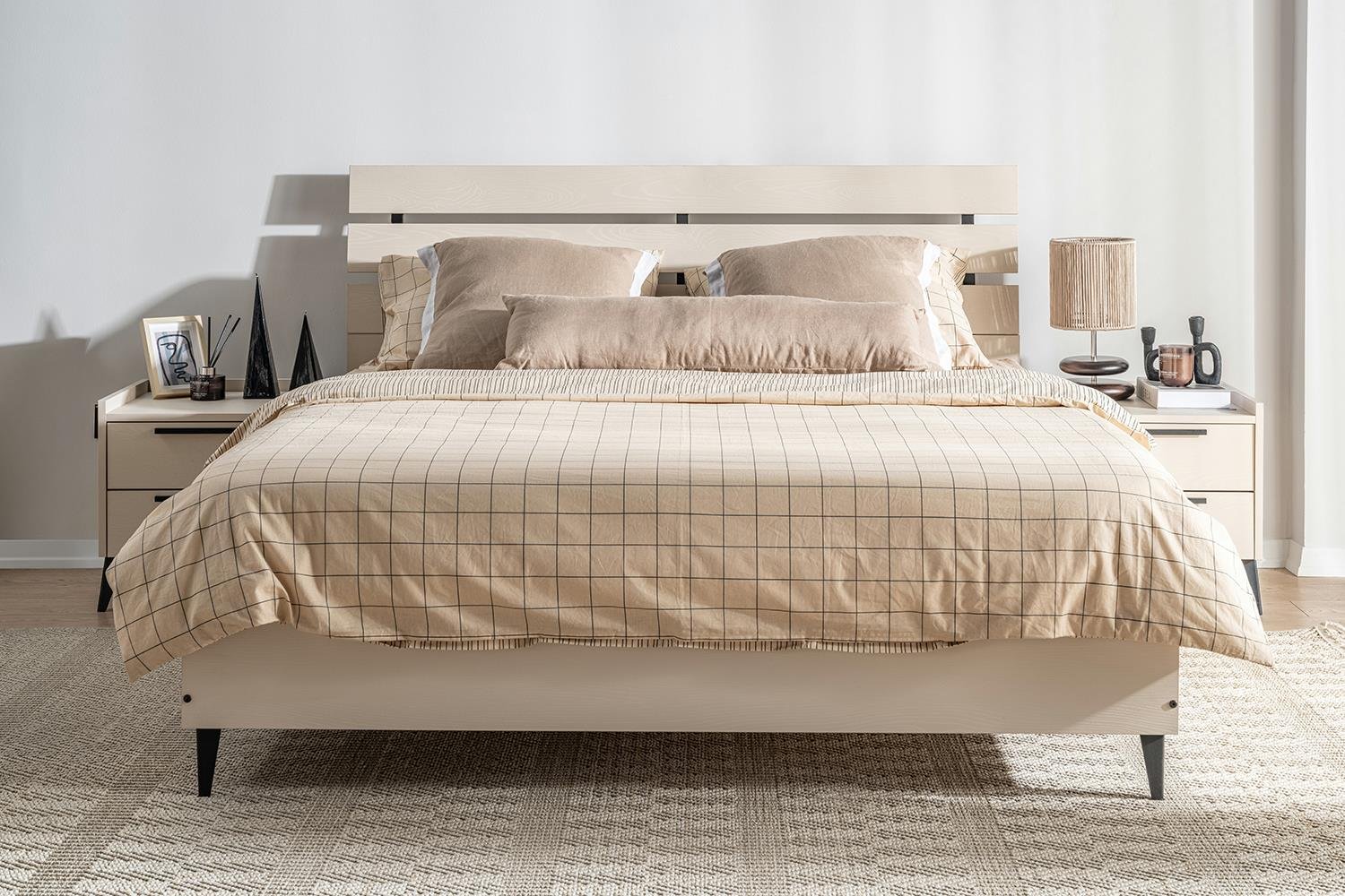 Ceramical KR2 Ahşap Başlıklı Bazasız Karyola - 160x200 - Vizon Bej