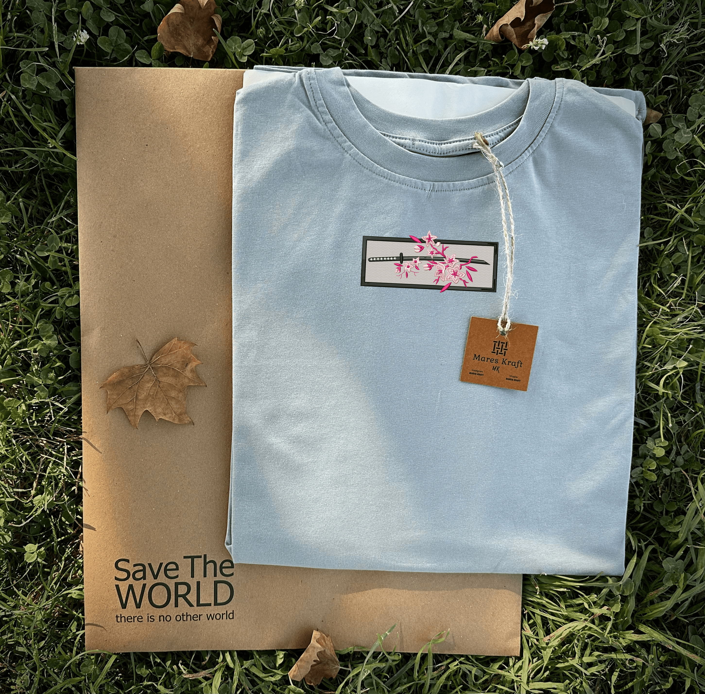 Katana Nakışlı T-shirt