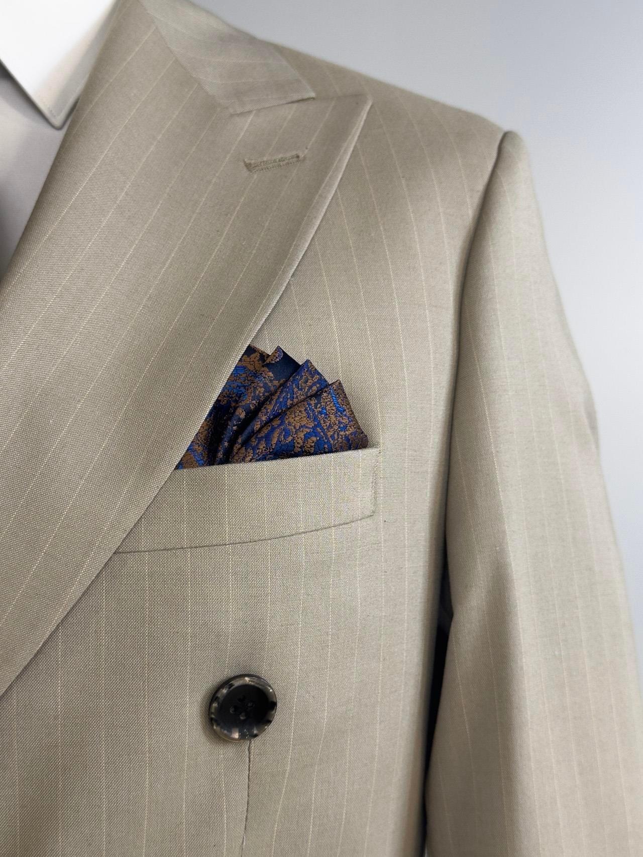 3104 Kruvaze Çizgili Takım Elbise Bej