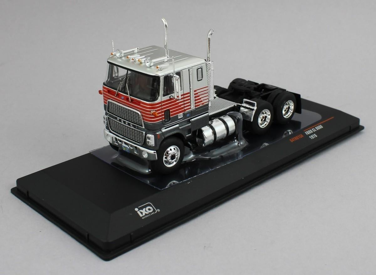 1/64 FORD CL9000 1976-IXO