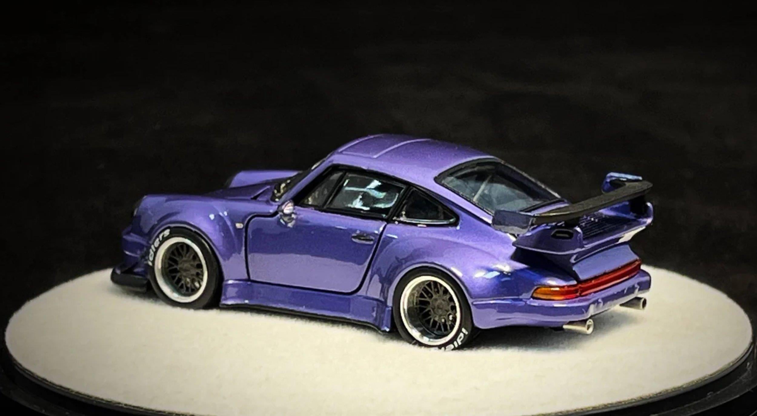 1/64 Porsche RWB Purple PGM