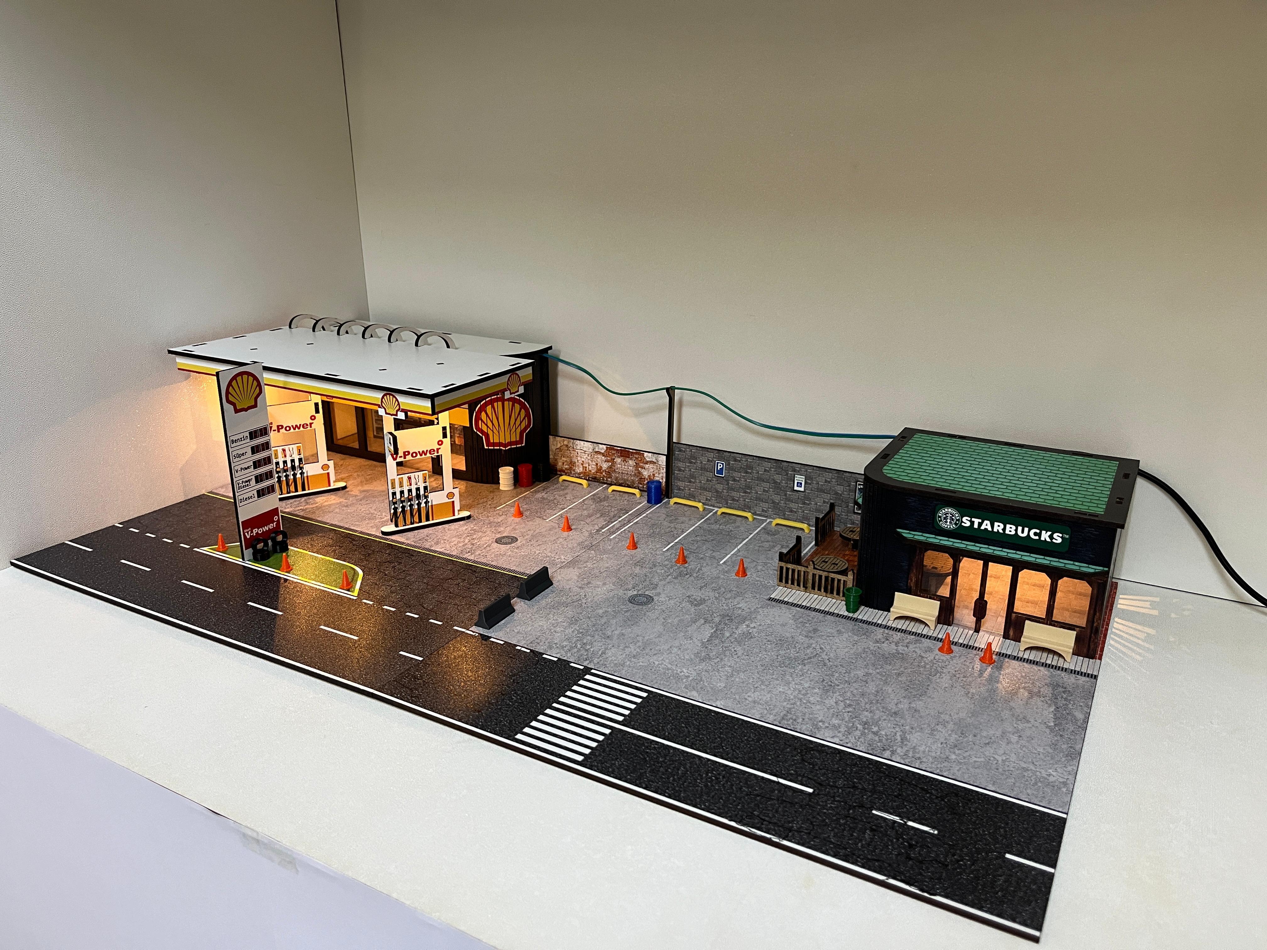 1/64 Shell & Starbucks Diorama