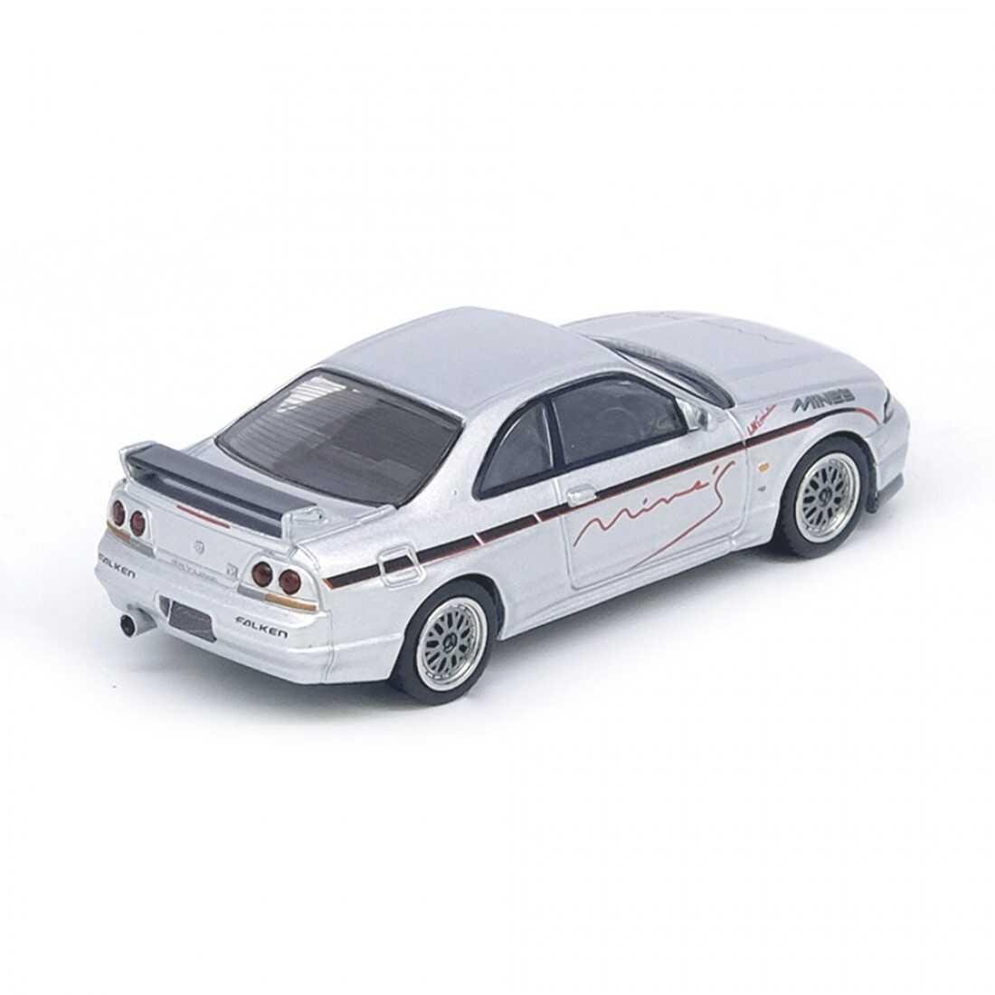Inno64 Nissan Skyline GT-R (R33) 