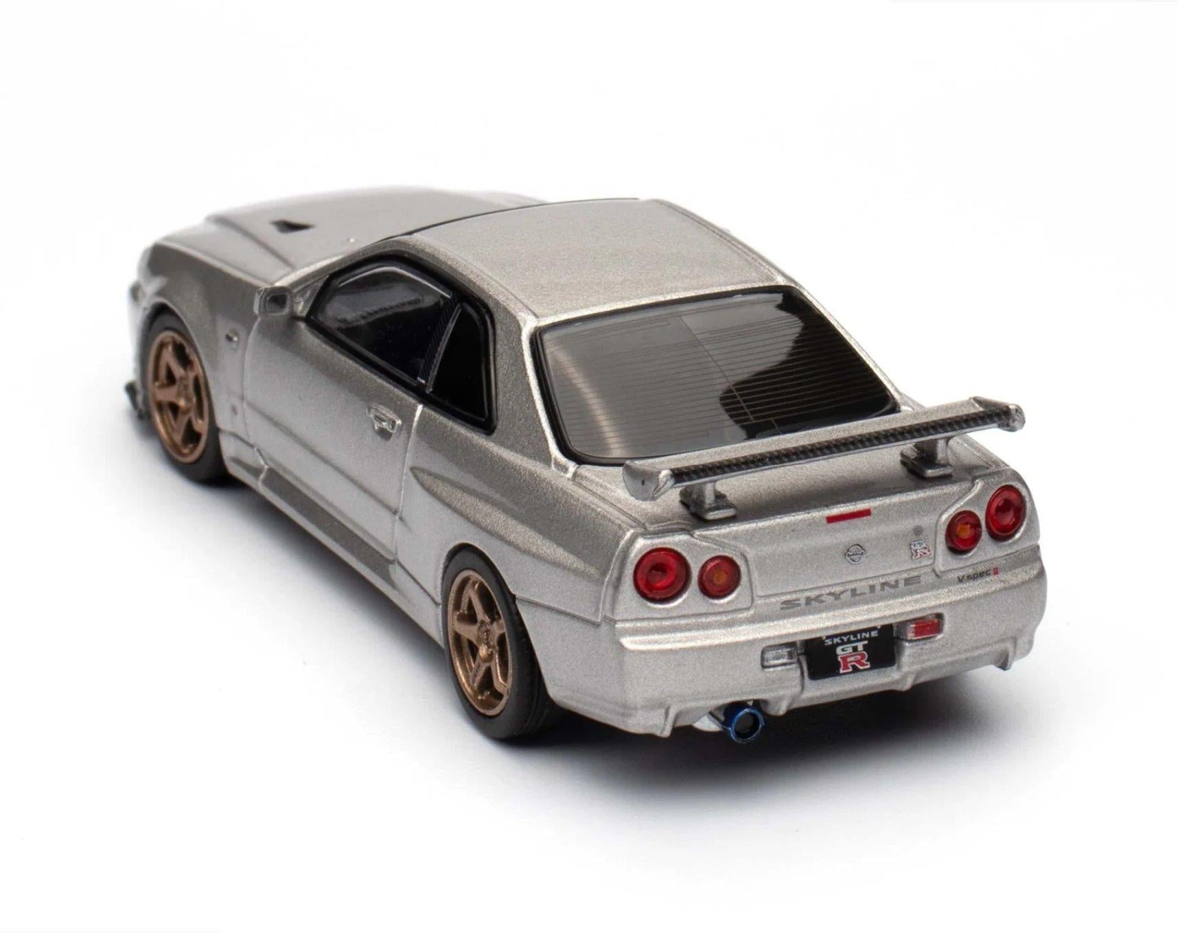 Inno64 Nissan Skyline GT-R R34 V-Spec II Silver
