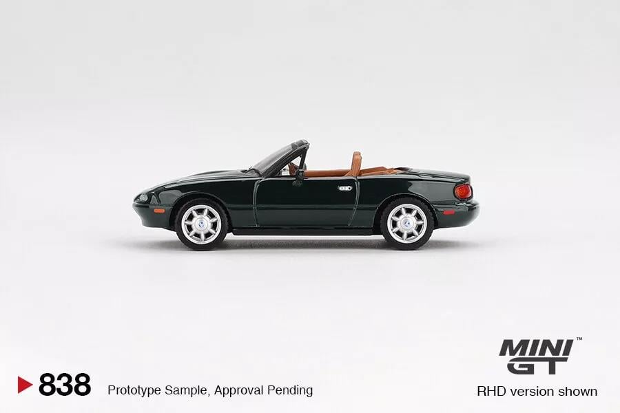 Mini GT 1/64 Eunos Roadster V-Special