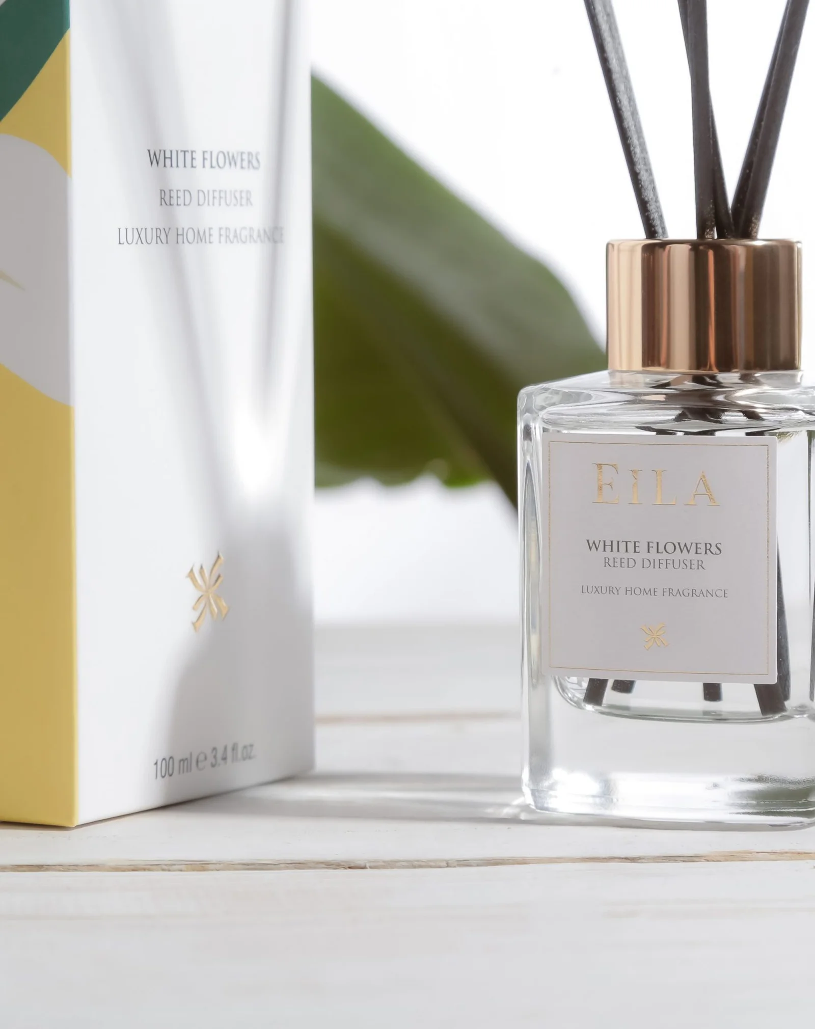 White Flowers Reed Diffuser