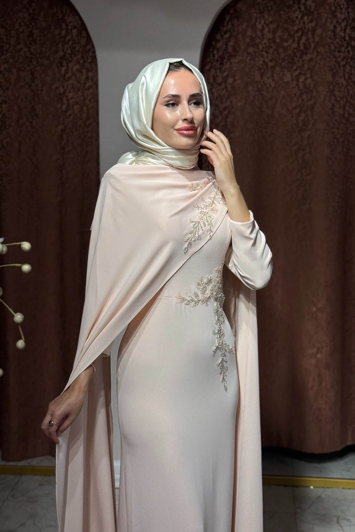 FERİHA SARIOĞLU Esma Abiye FRHAESM Pudra