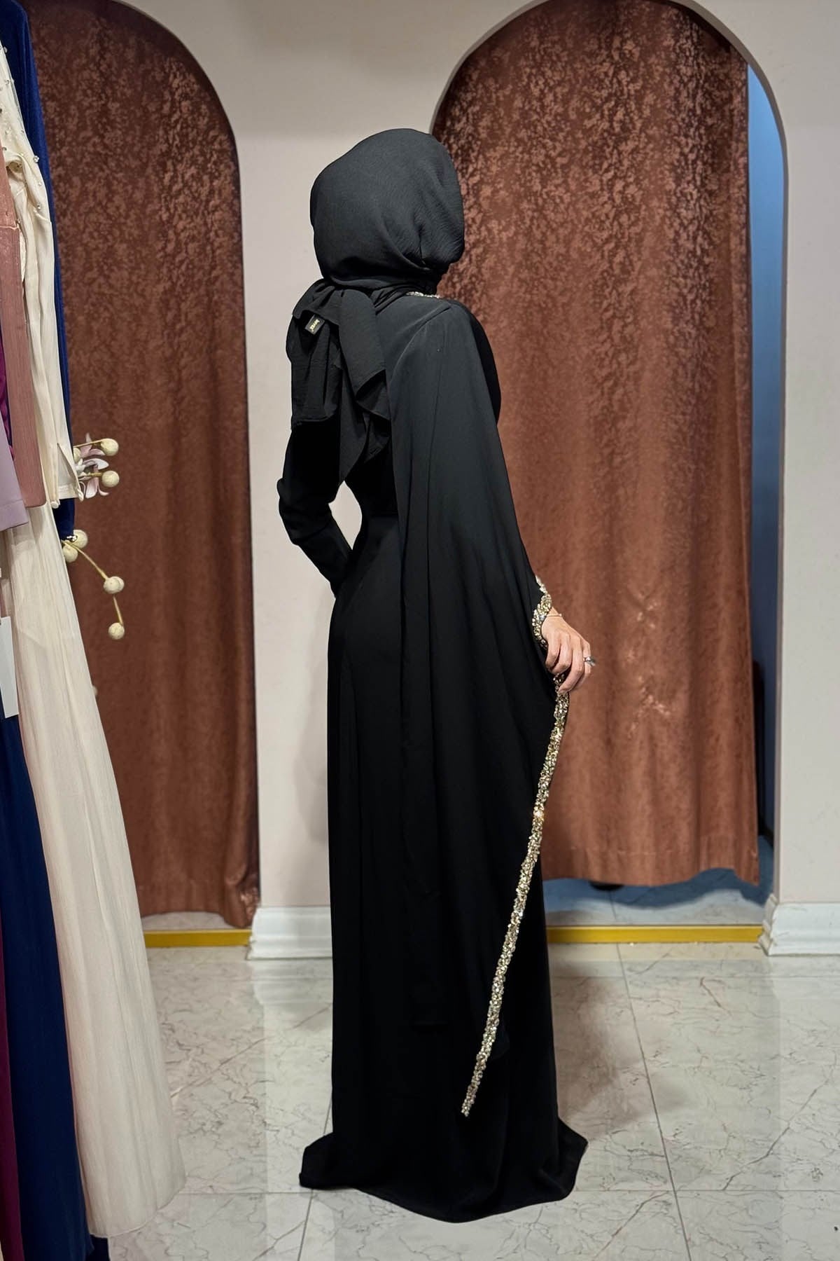 FERİHA SARIOĞLU Sanem Abiye FRHSNM Siyah