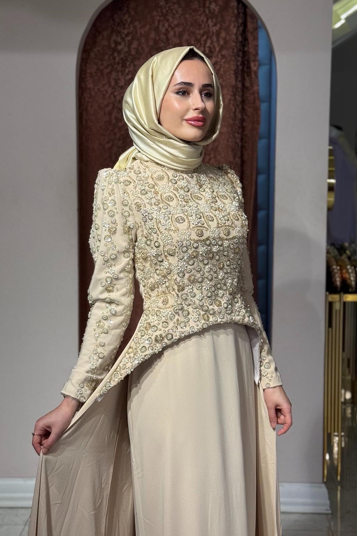 FERİHA SARIOĞLU Umay Abiye FRHUMY Gold