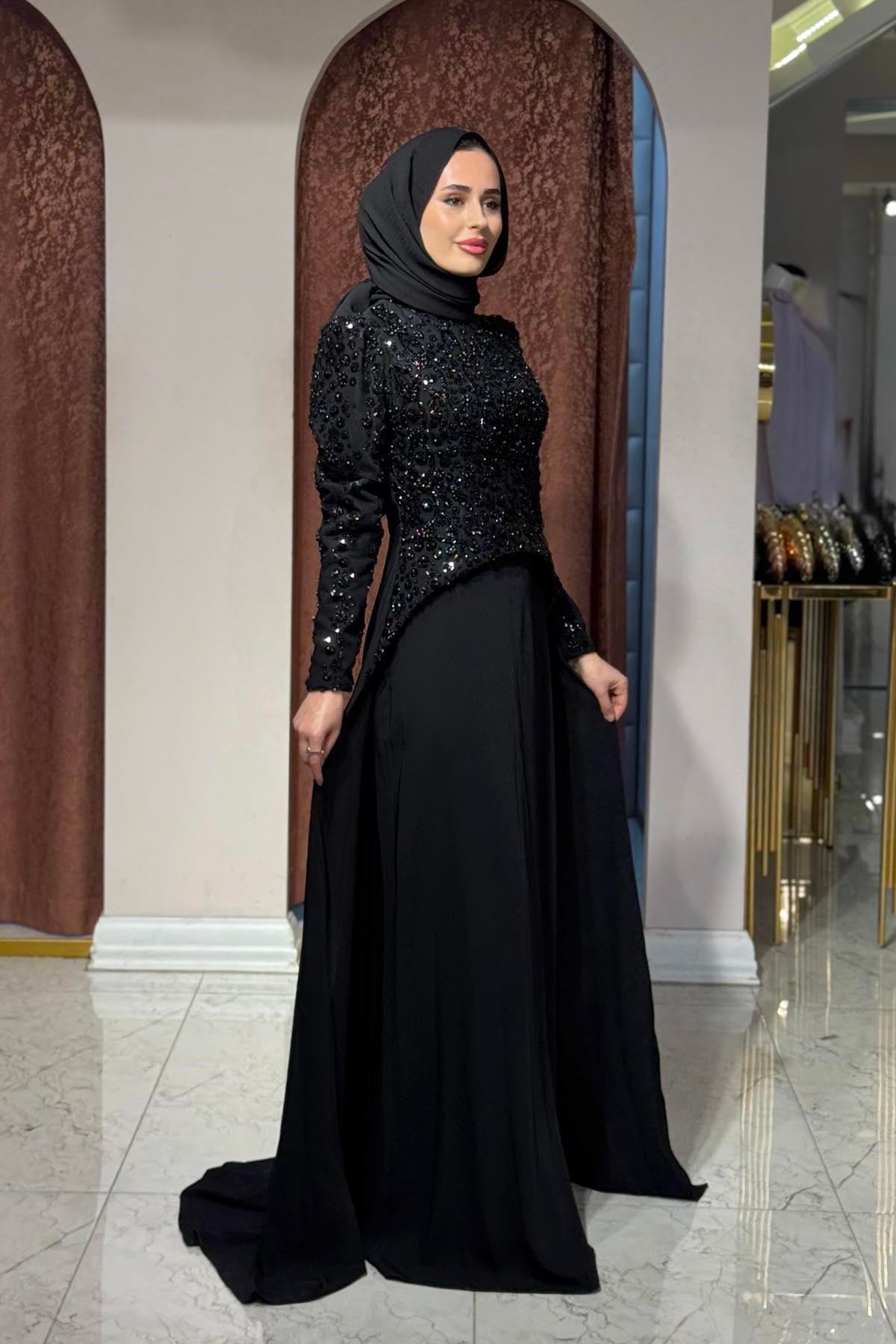 FERİHA SARIOĞLU Umay Abiye FRHUMY Siyah