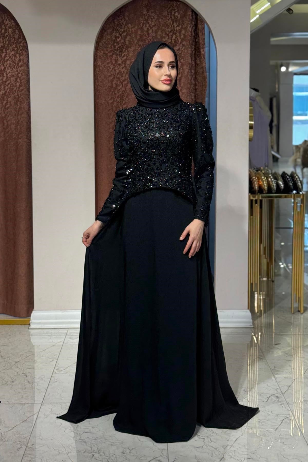 FERİHA SARIOĞLU Umay Abiye FRHUMY Siyah