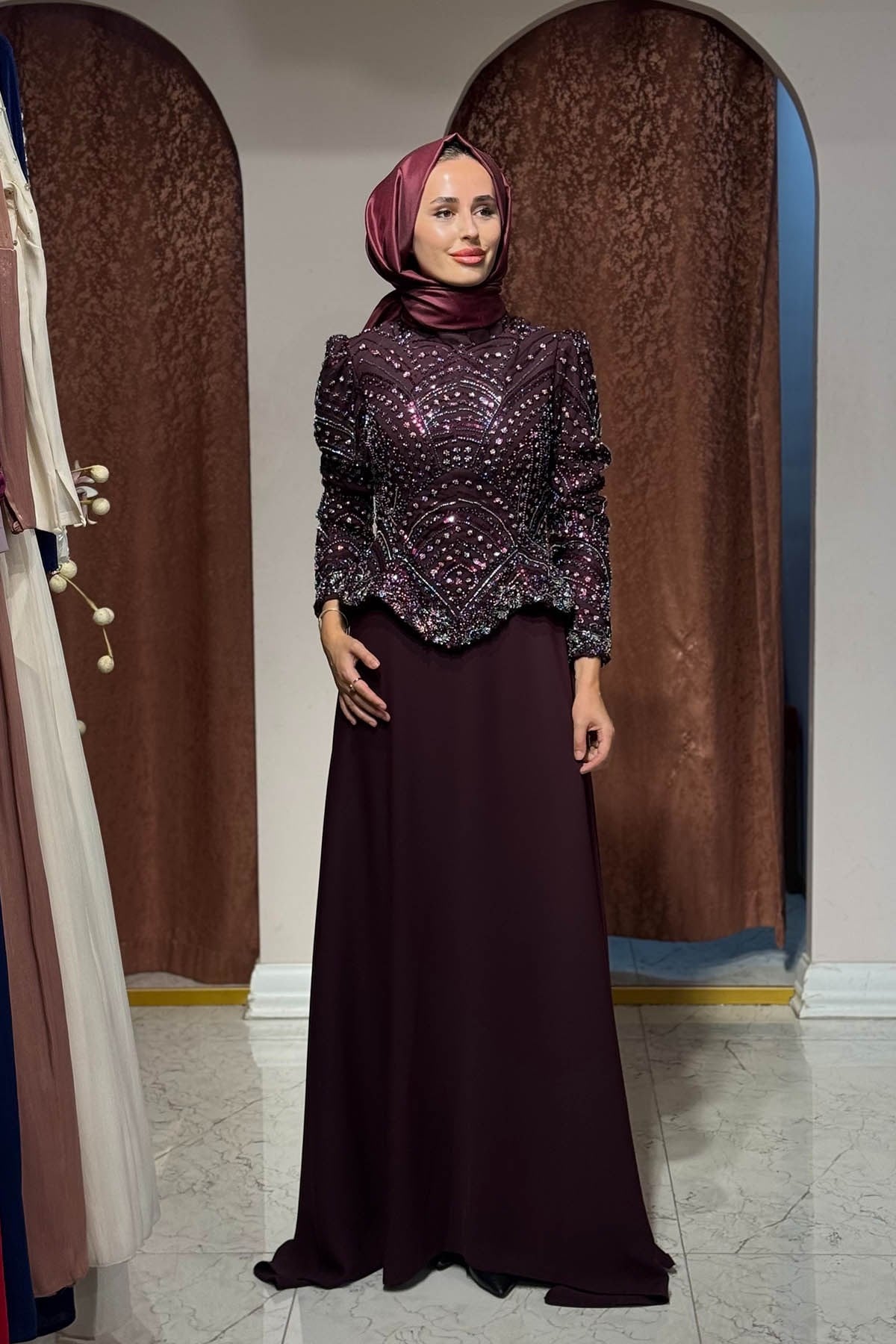 FERİHA SARIOĞLU Yüsra Abiye FRHYSR Bordo