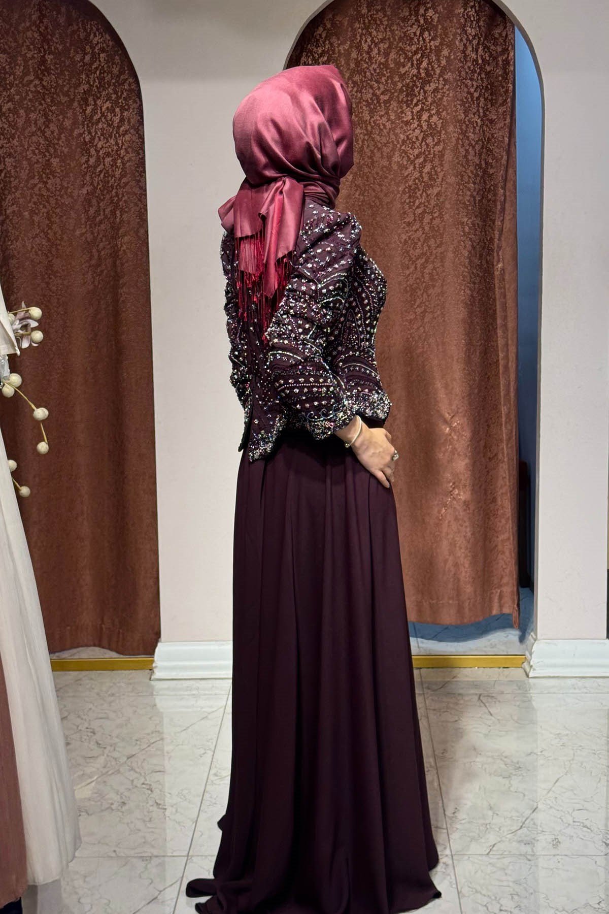 FERİHA SARIOĞLU Yüsra Abiye FRHYSR Bordo