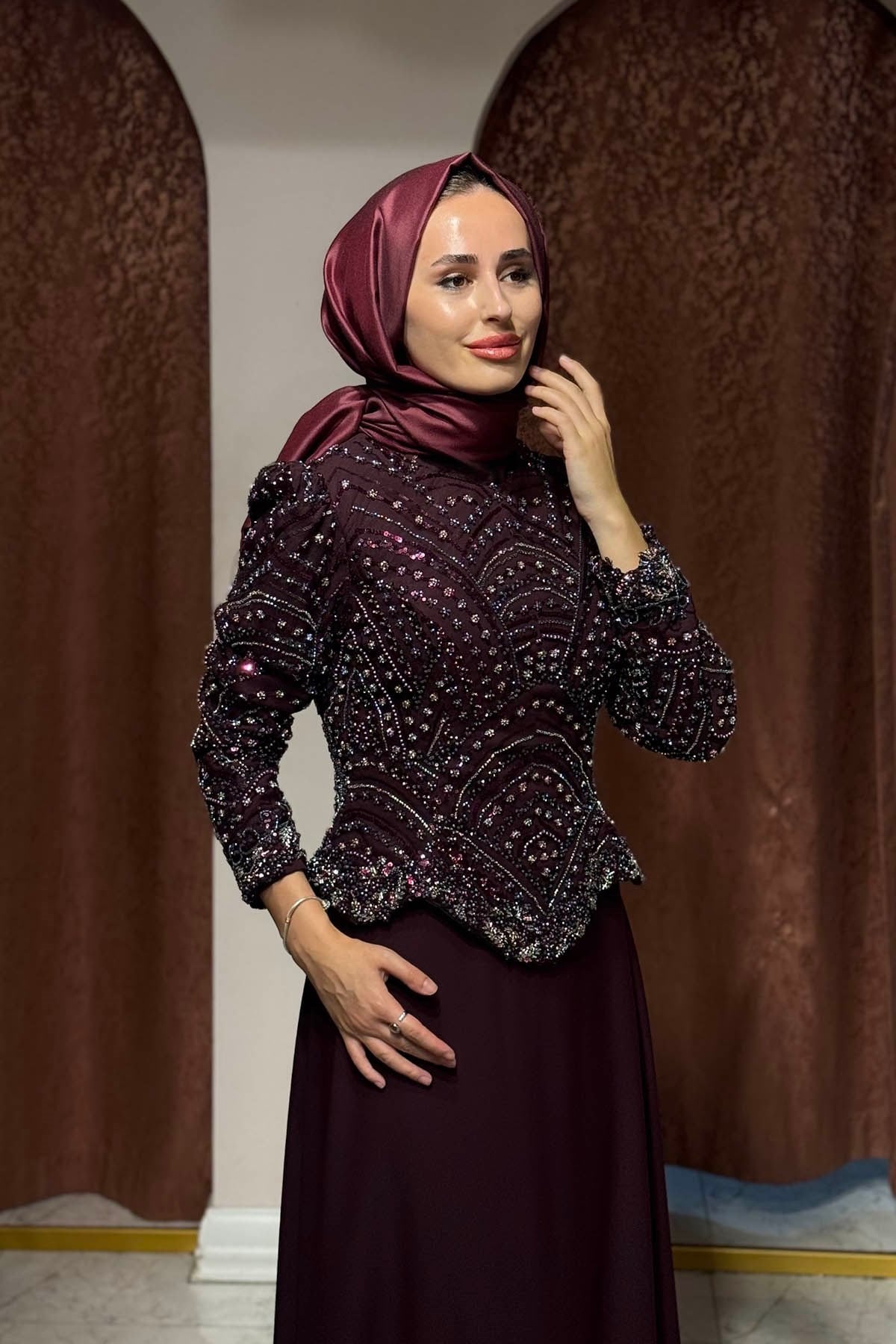 FERİHA SARIOĞLU Yüsra Abiye FRHYSR Bordo