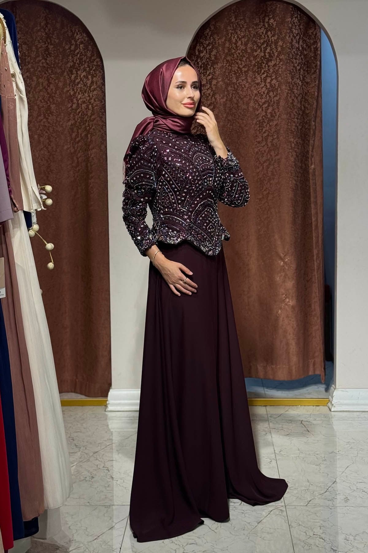 FERİHA SARIOĞLU Yüsra Abiye FRHYSR Bordo