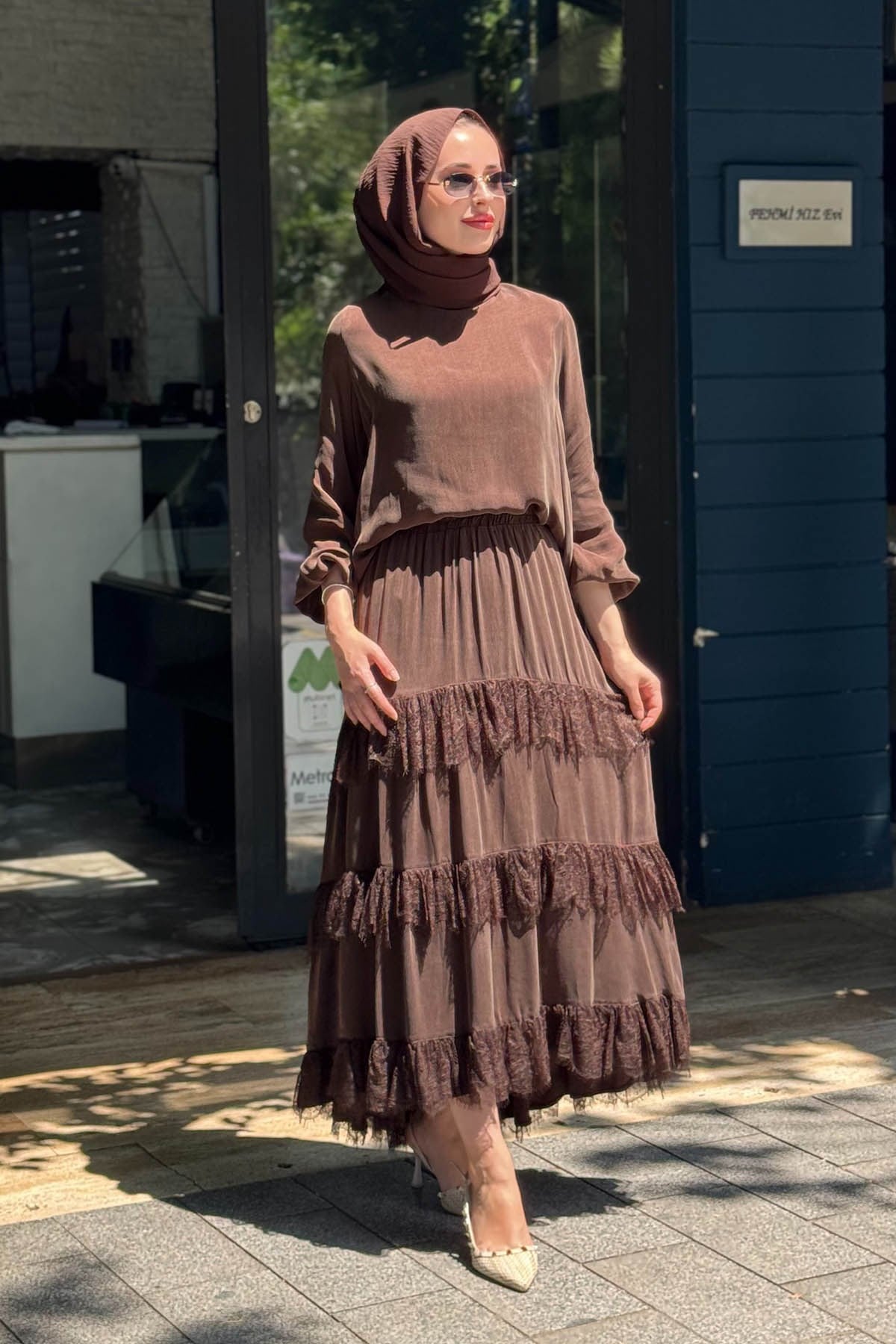 Nurcan Çetin Etekli Takım 26460 Kahve