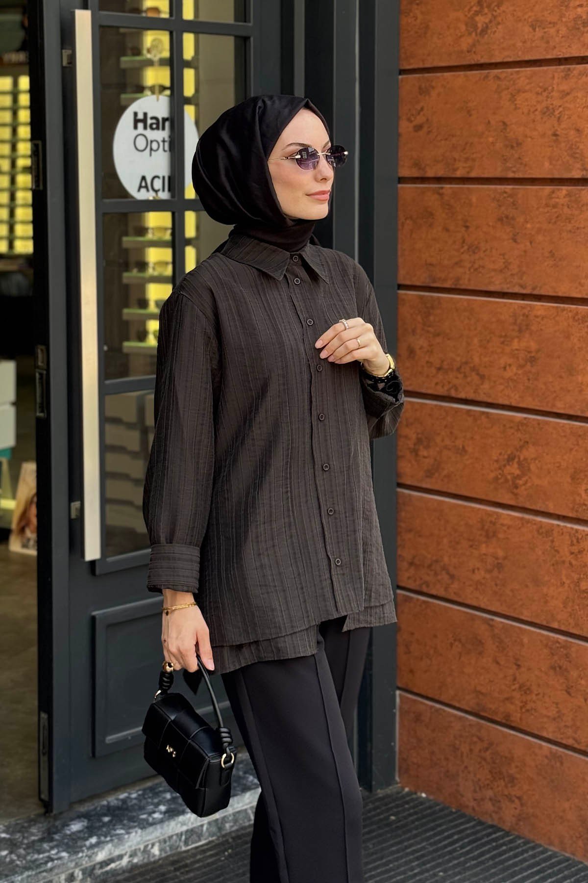 QOOQ Gömlek 27FW202 Kahve Çizgili
