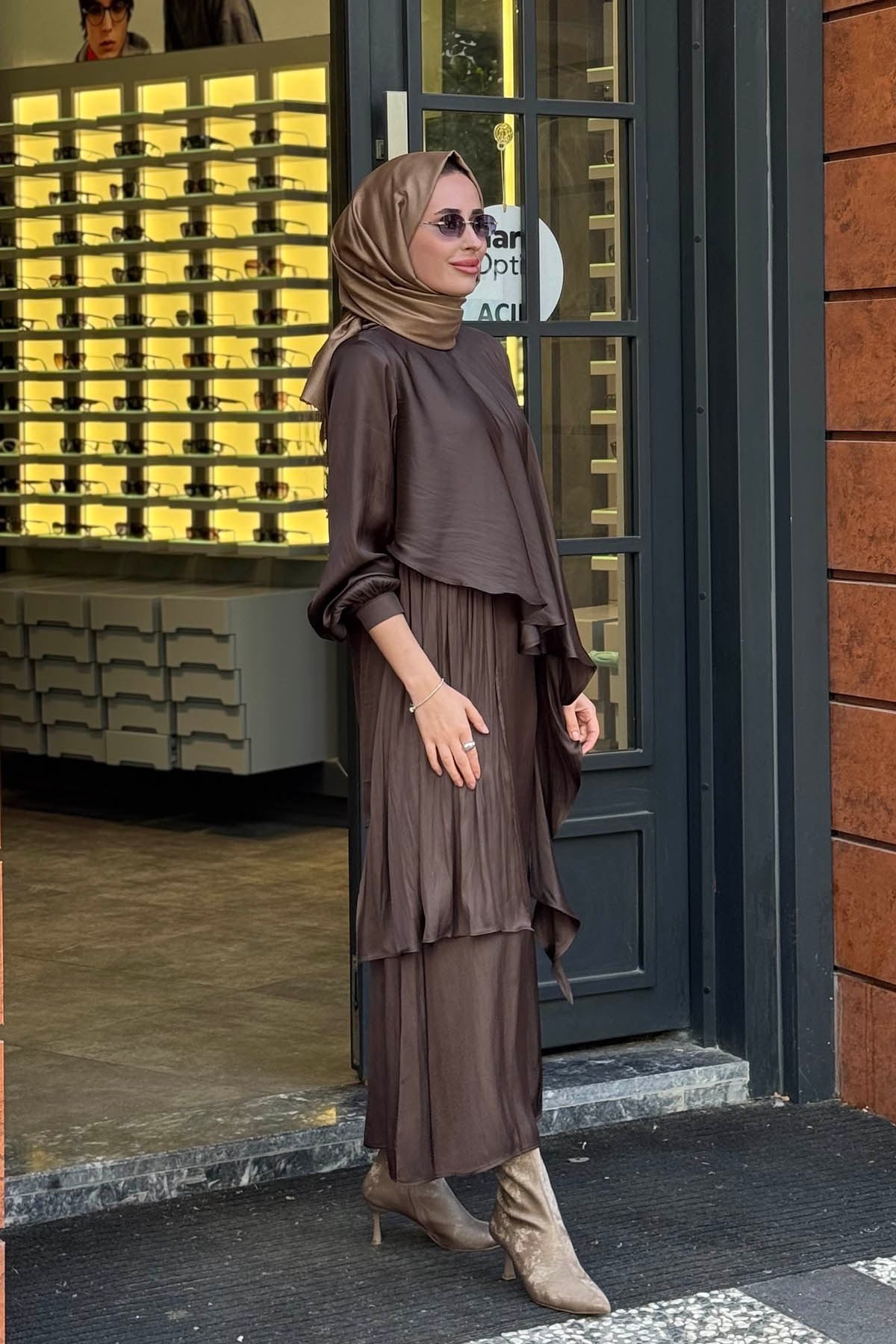 QOOQ Heavy Etekli Takım 27FW217 Bitter
