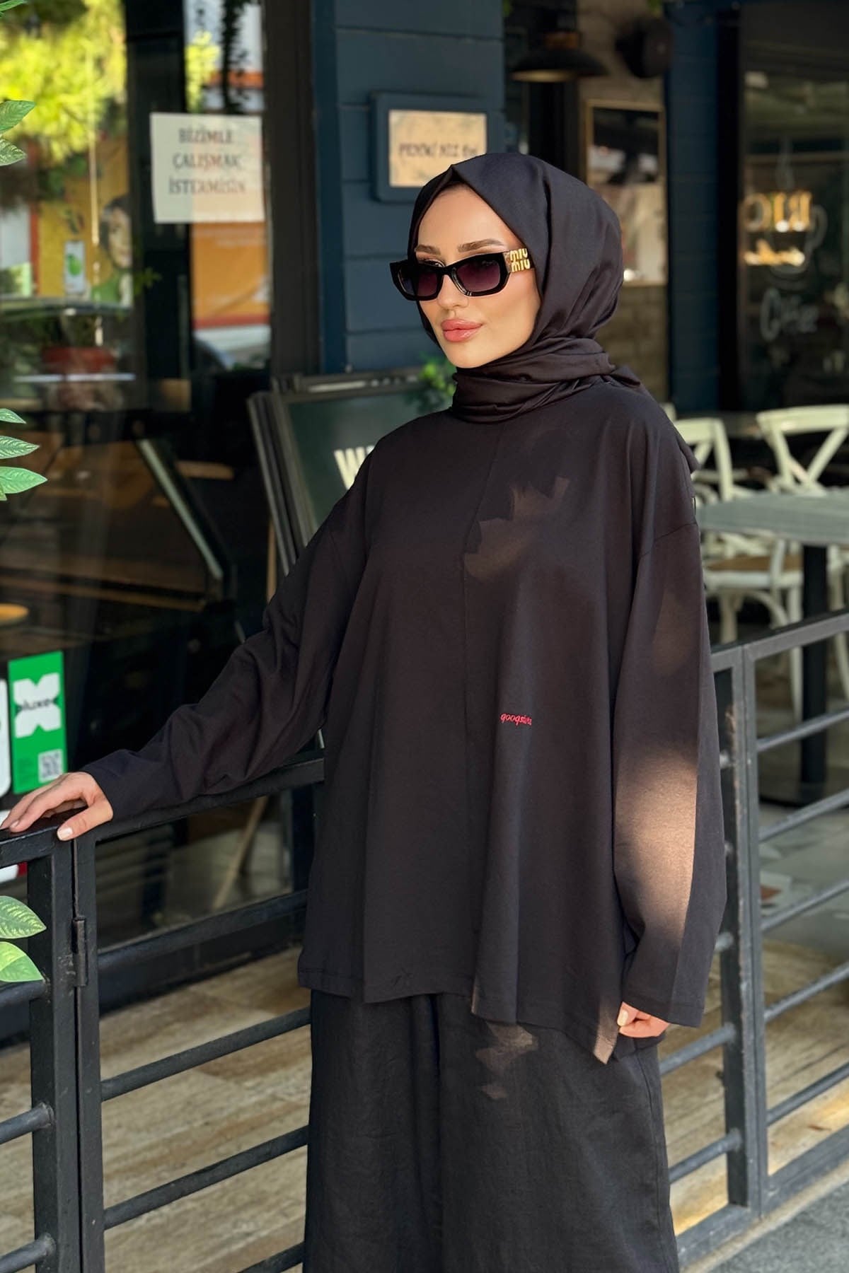 QOOQ Nakışlı Sweat 26SS216 Siyah