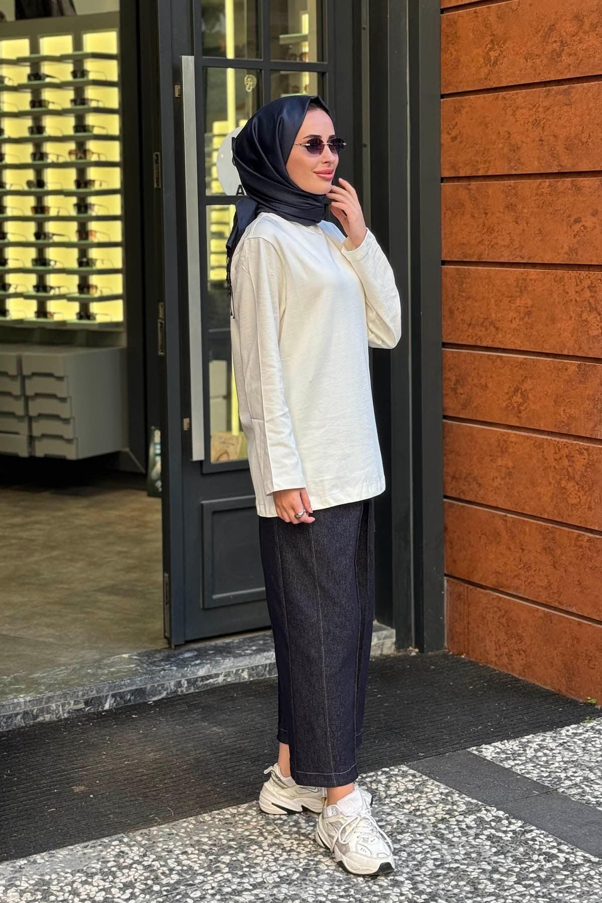 QOOQ Nakışlı Sweat 27FW240 Beyaz