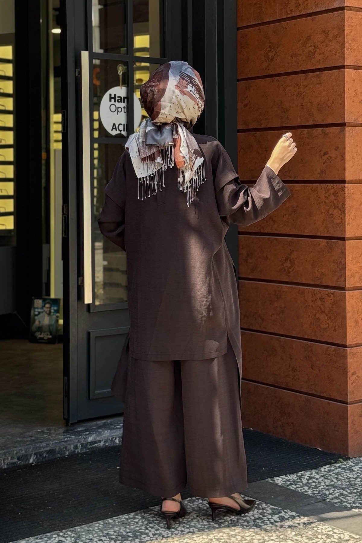 QOOQ Pantolonlu Takım 27FW208T Kahve
