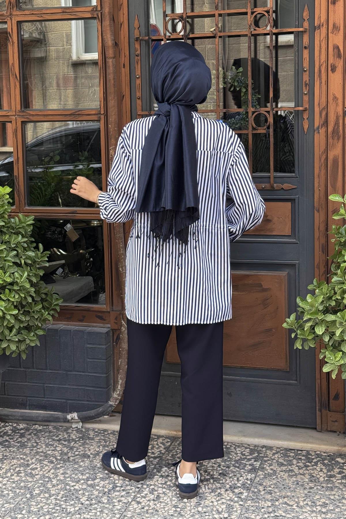 venöve Betty Gömlek 26FWGOM0002 Lacivert