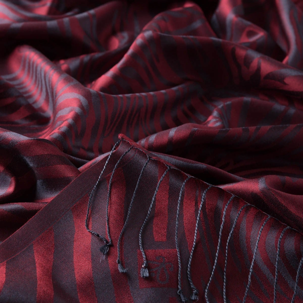 Zebra Jakar Desenli İpek Şal 05139 Burgundy