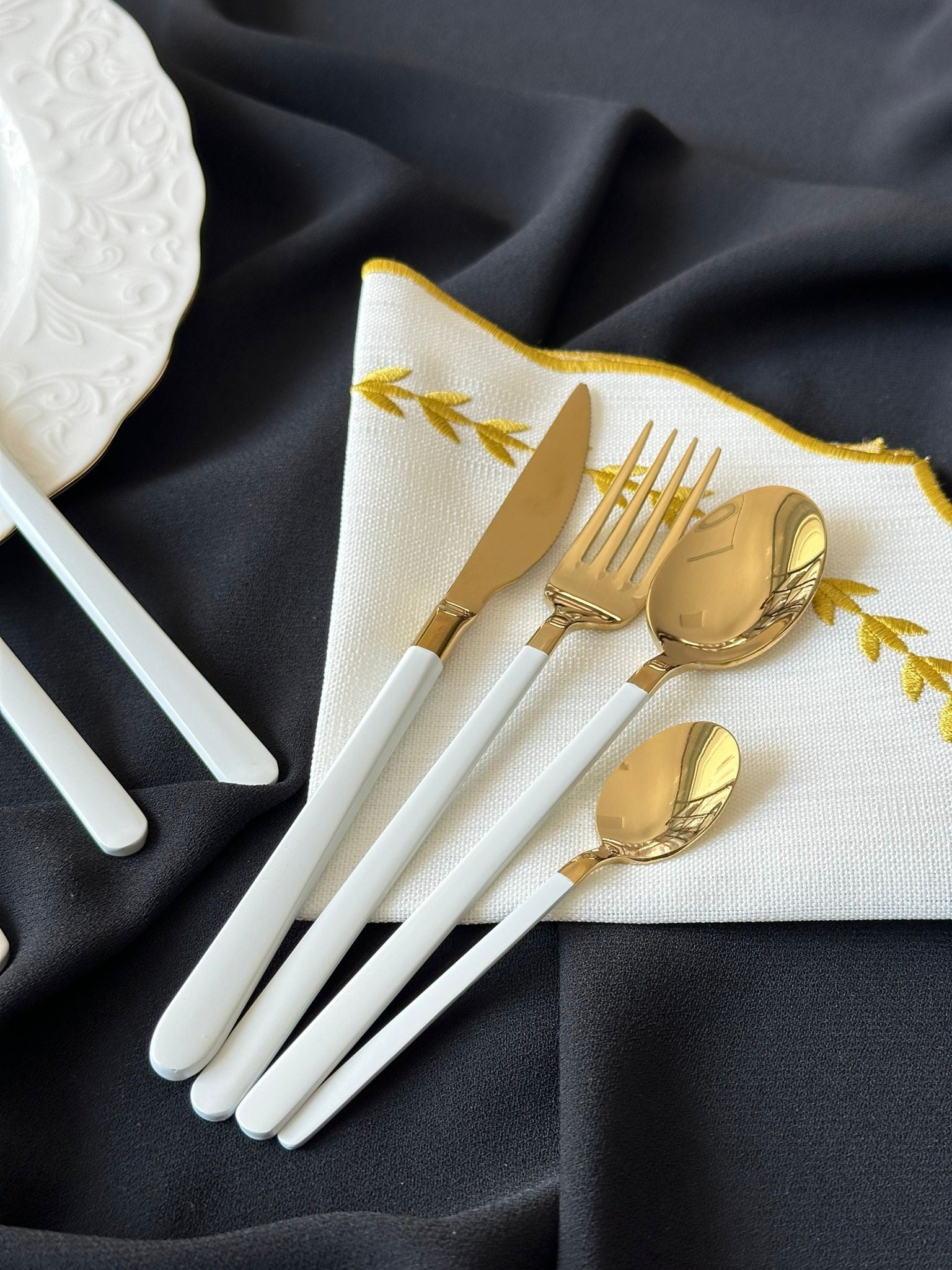 Allegra White&Gold 42 Parça 6 Kişilik Çatal Kaşık Bıçak Seti