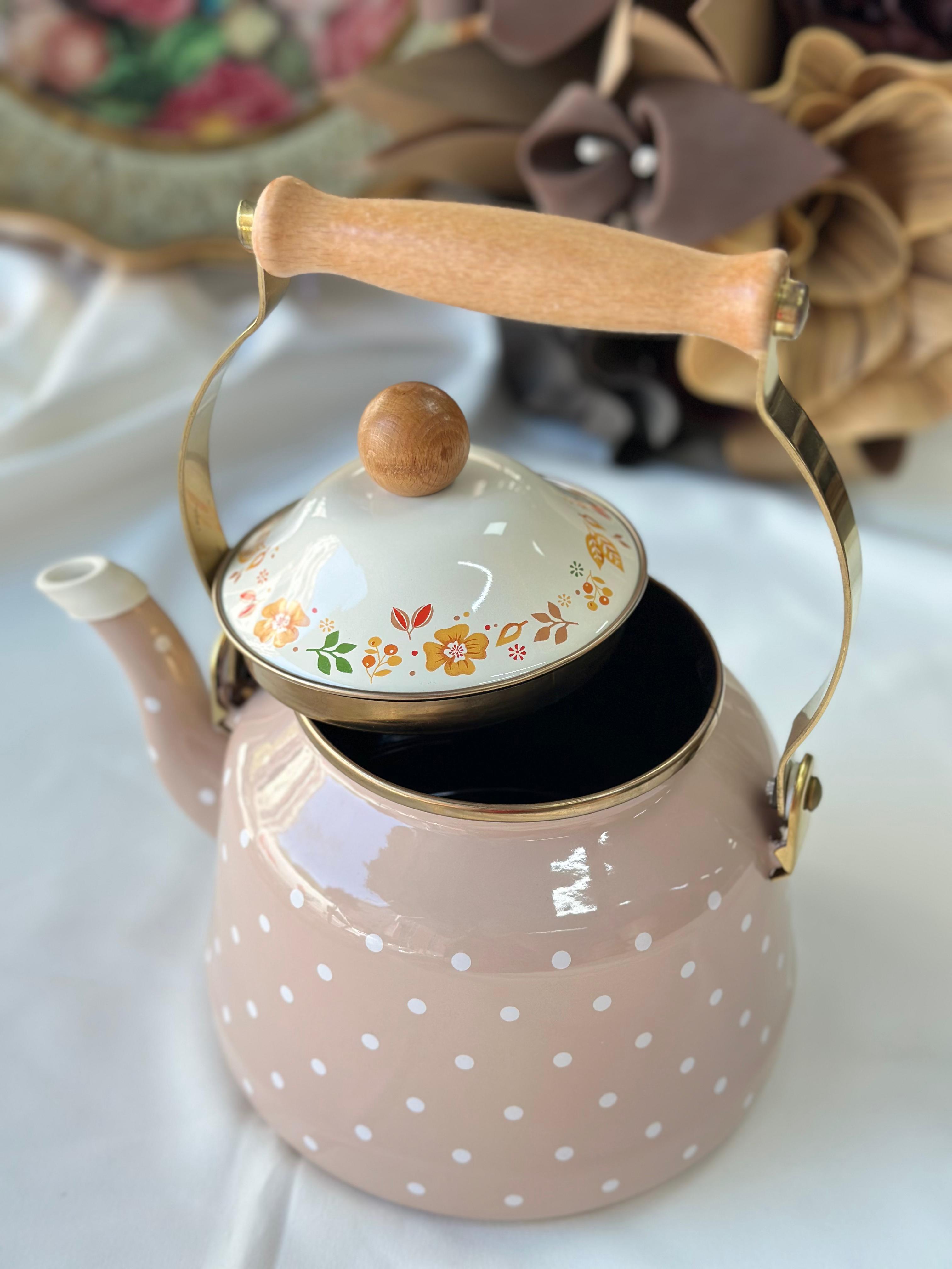 Emaye Amanda Kettle
