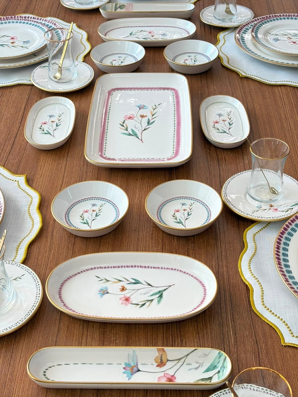Kahvaltı Takımı 47 Parça 6 Kişilik Caroline