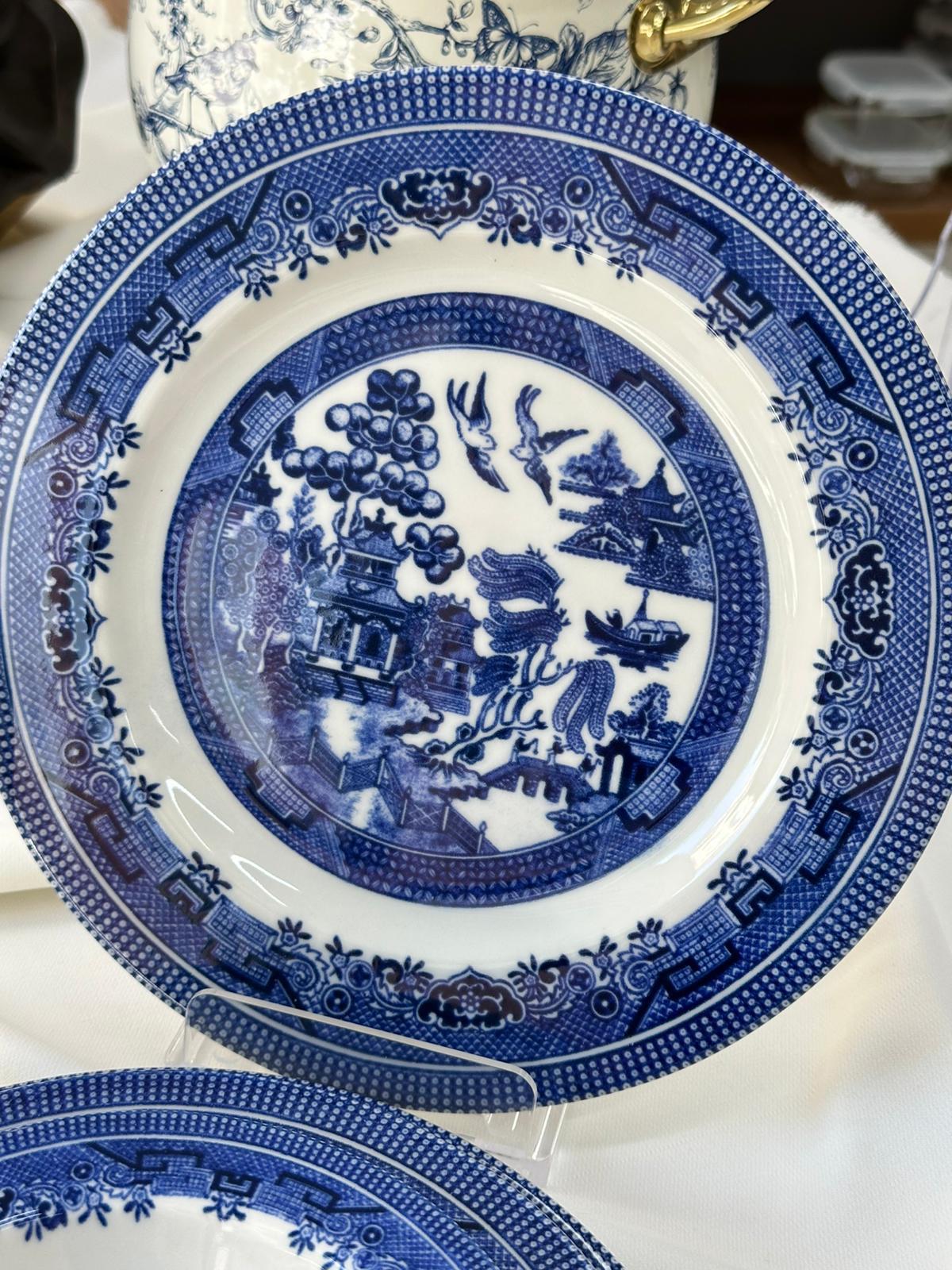 Kosova Yemek Takımı 24 Parça 6 Kişilik Dark Blue Churchill