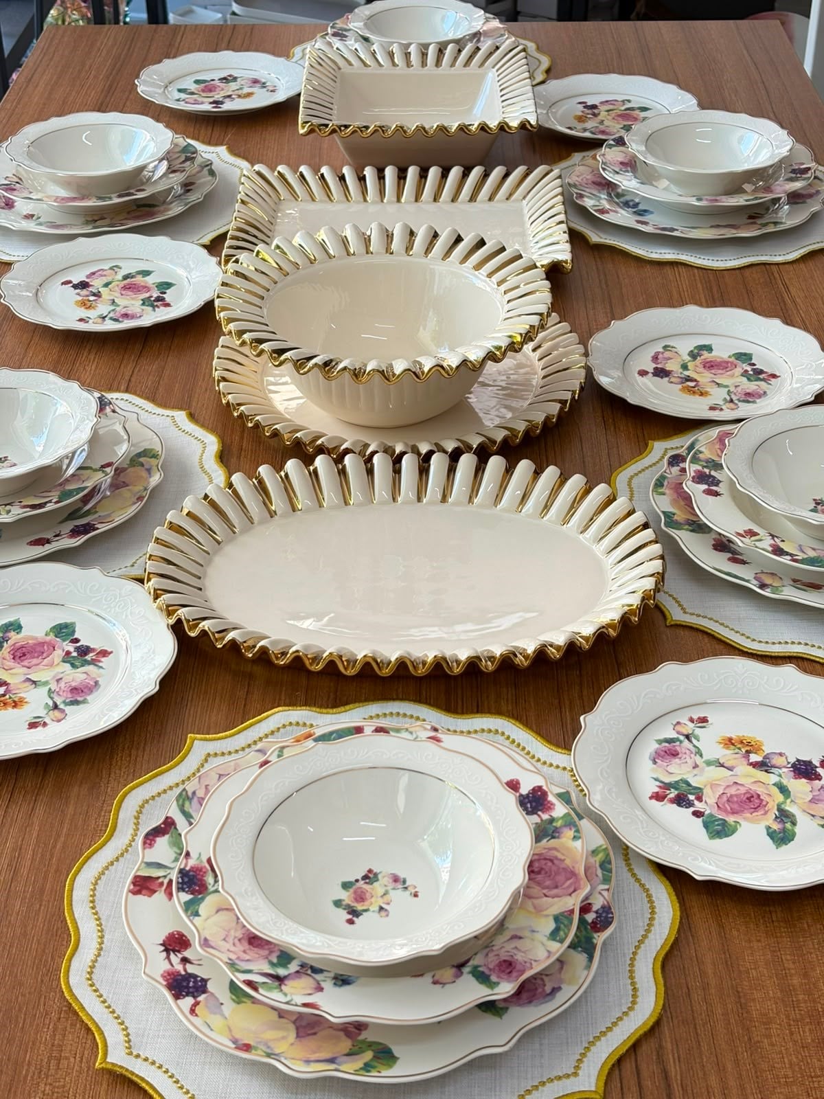 Yemek Takımı 35 Parça 6 Kişilik Rosabella - Daisy