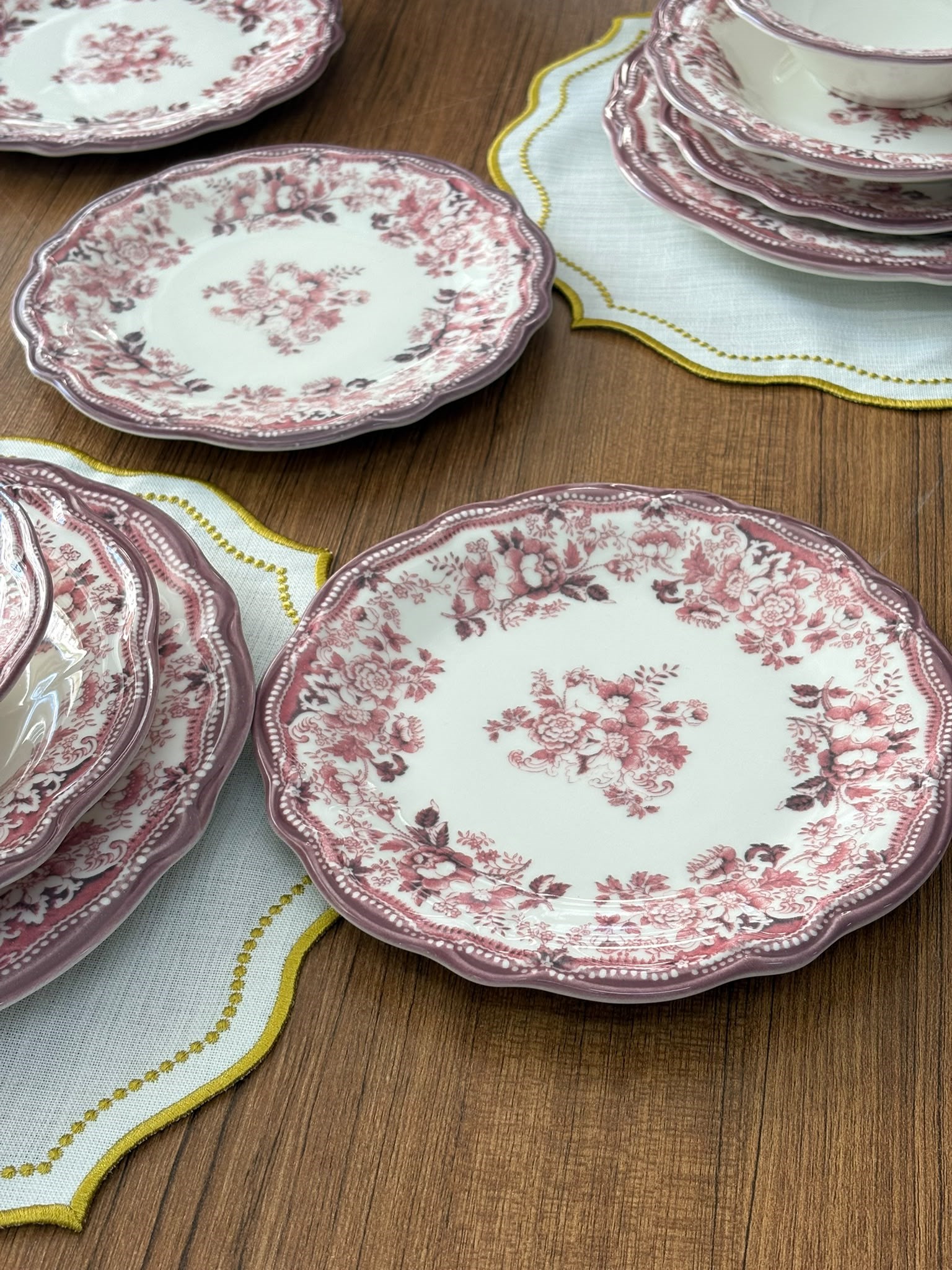 Yemek Takımı 38 Parça 6 Kişilik Velour Maroon