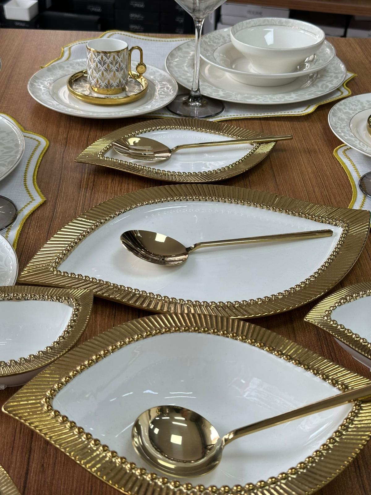 Yemek Takımı 62 Parça 6 Kişilik Afra