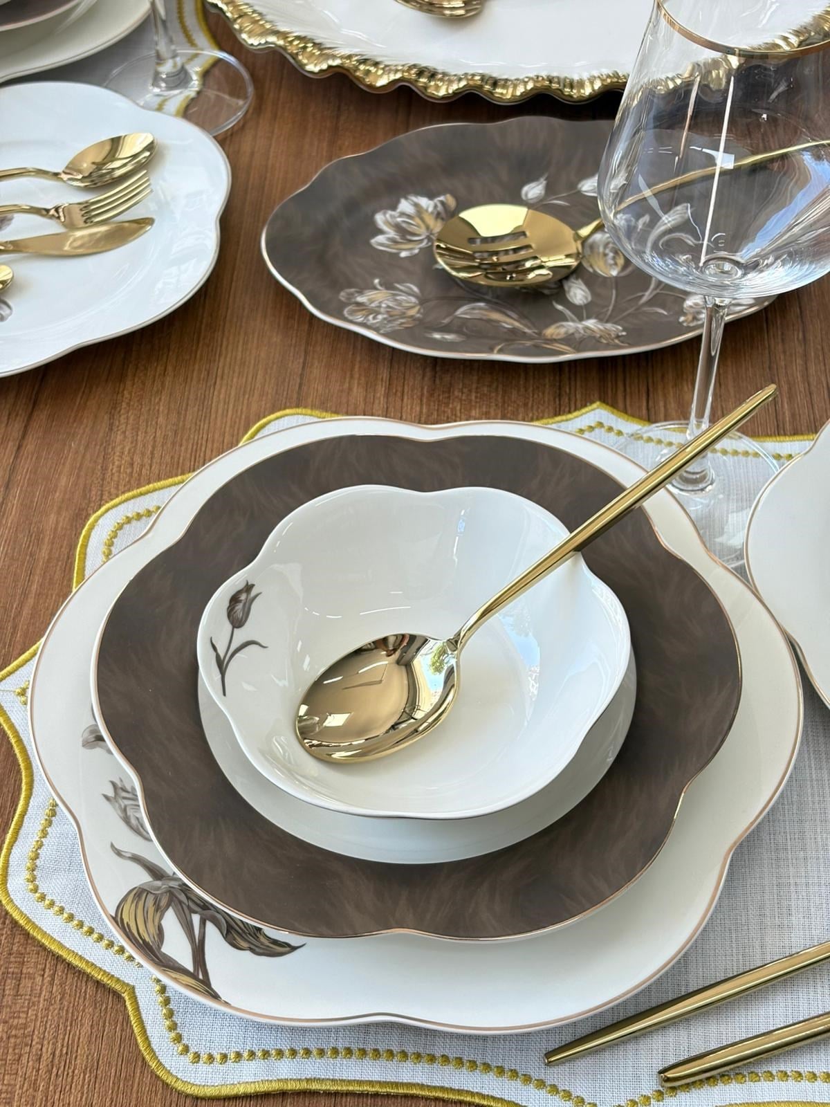 Yemek Takımı  88 Parça 6 Kişilik Canvas Mocha