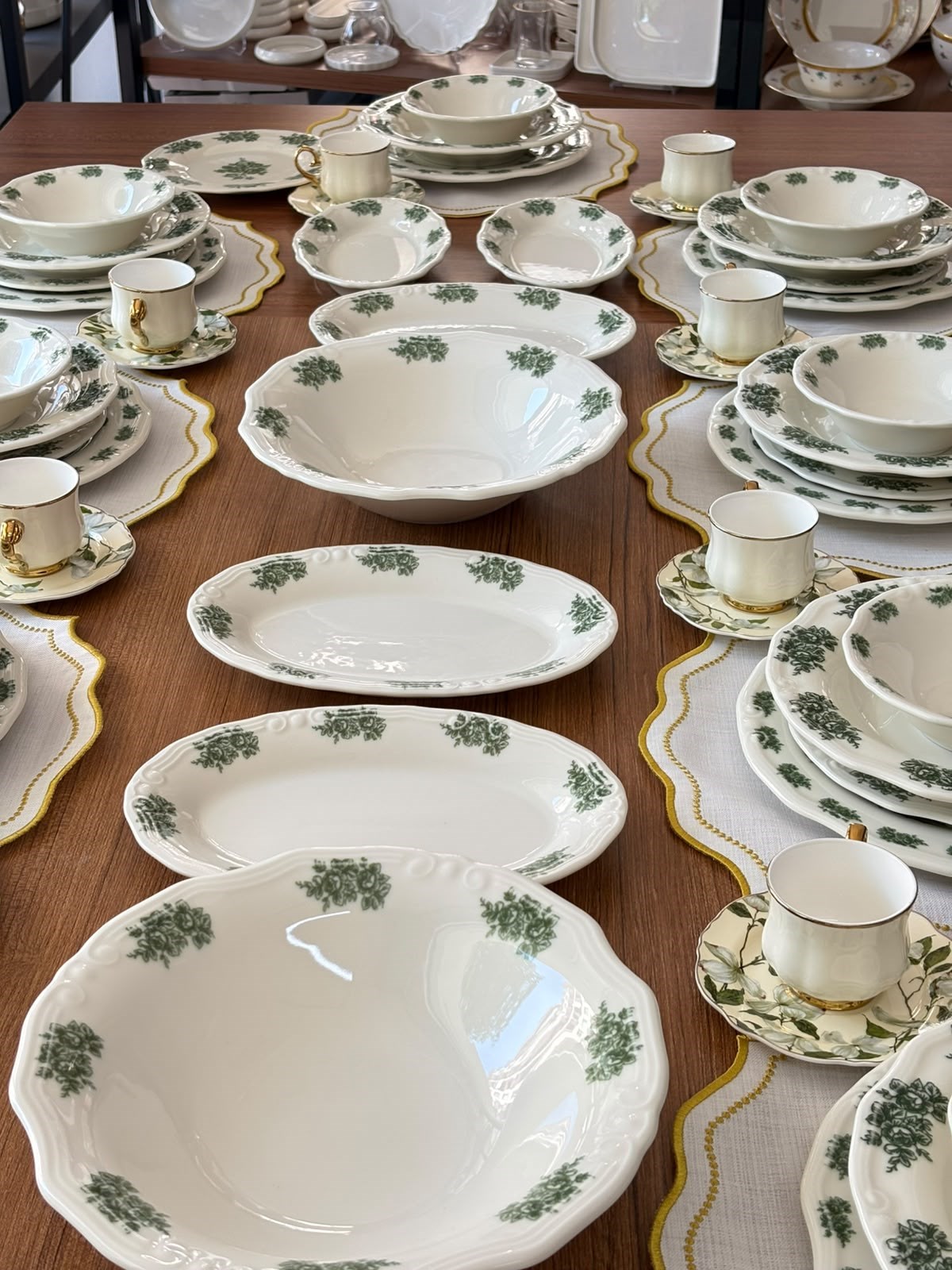 Yemek Takımı 94 Parça 12 Kişilik Flowers Green
