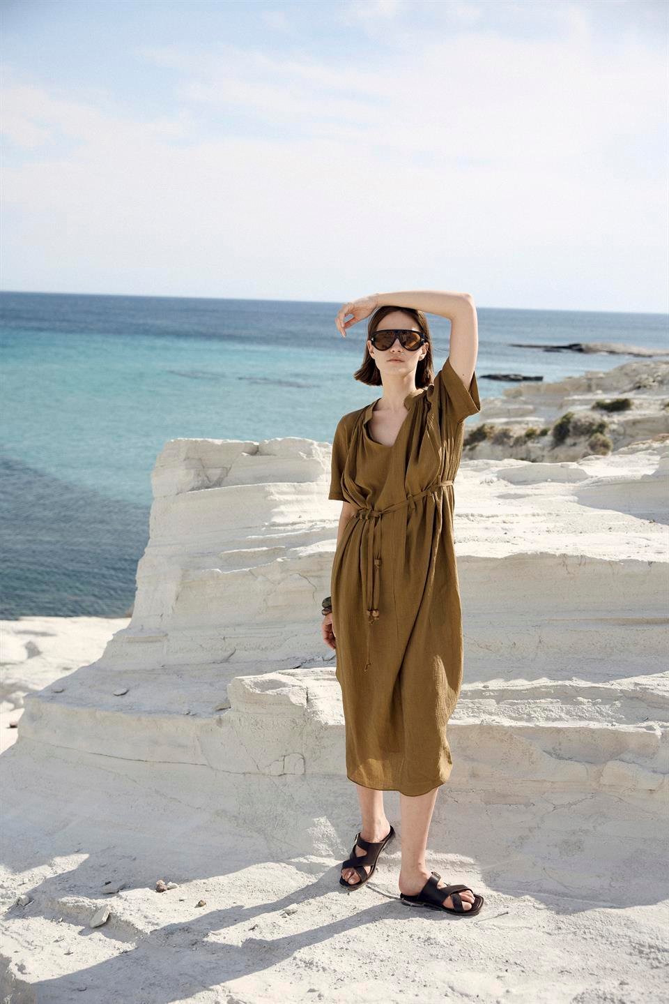 3305 KISA KOLLU ELBİSE TABA