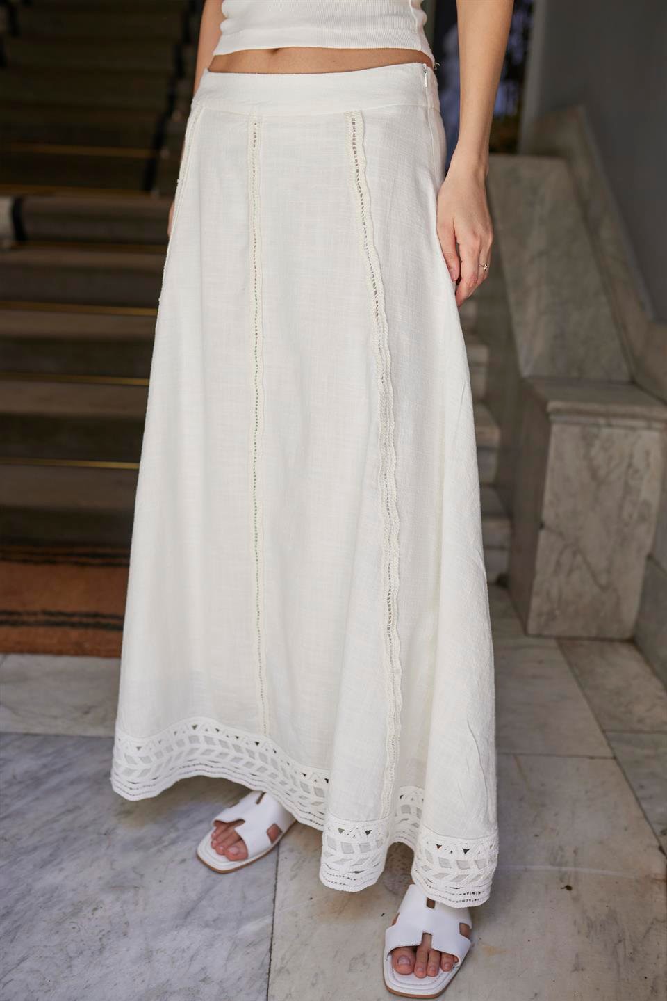 3322 DANTELLİ ETEK BEYAZ
