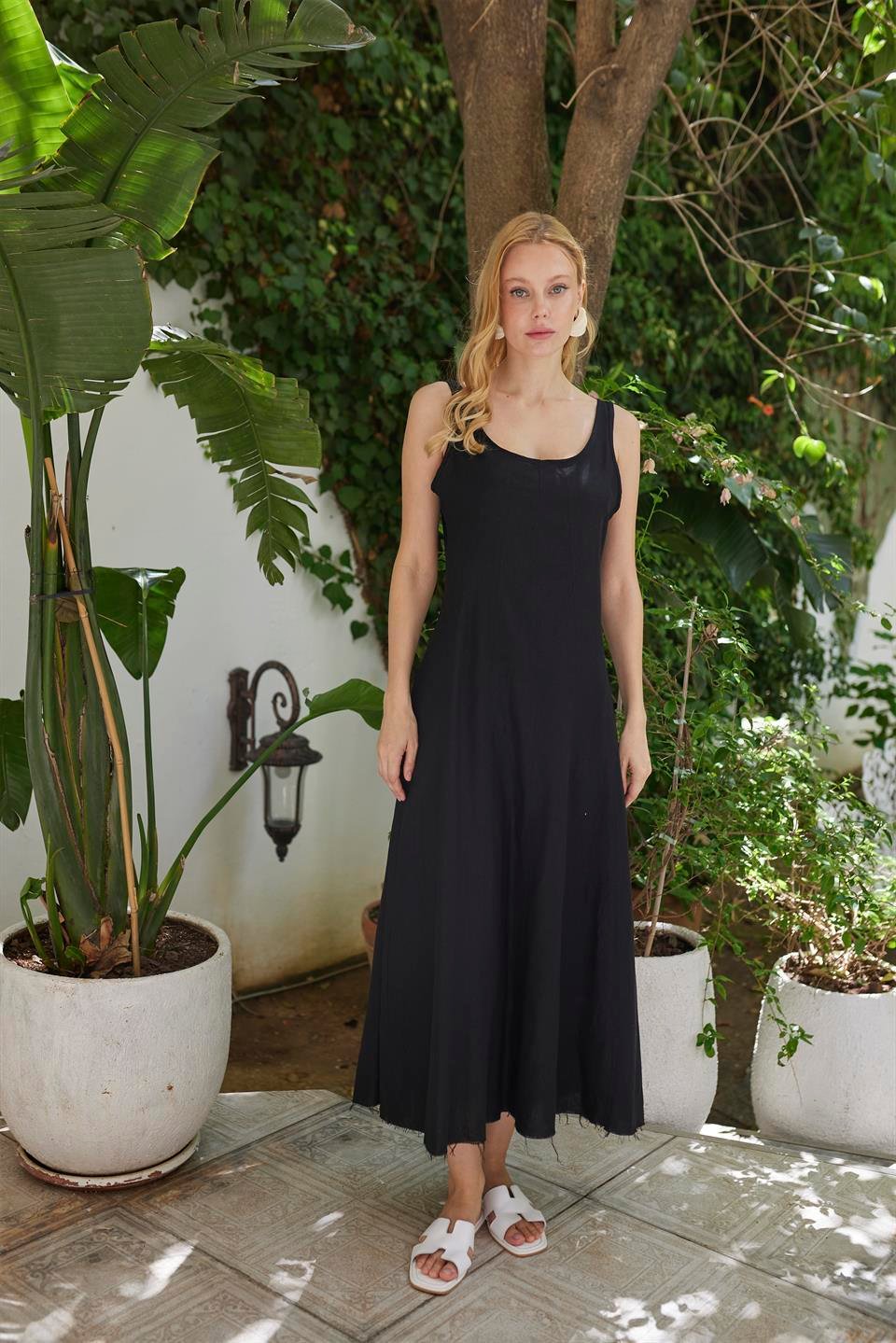 3325 ASKILI KETEN ELBİSE SİYAH