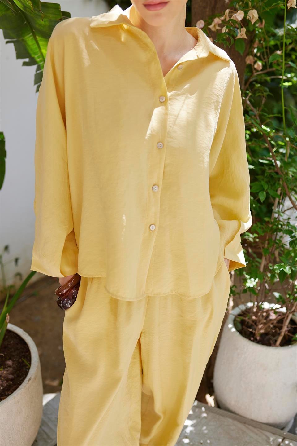 50957 GÖMLEK PANTOLON TAKIM KOYU SARI