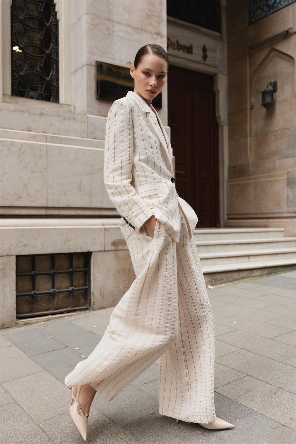 9556 CEKET PANTOLON TAKIM EKRU