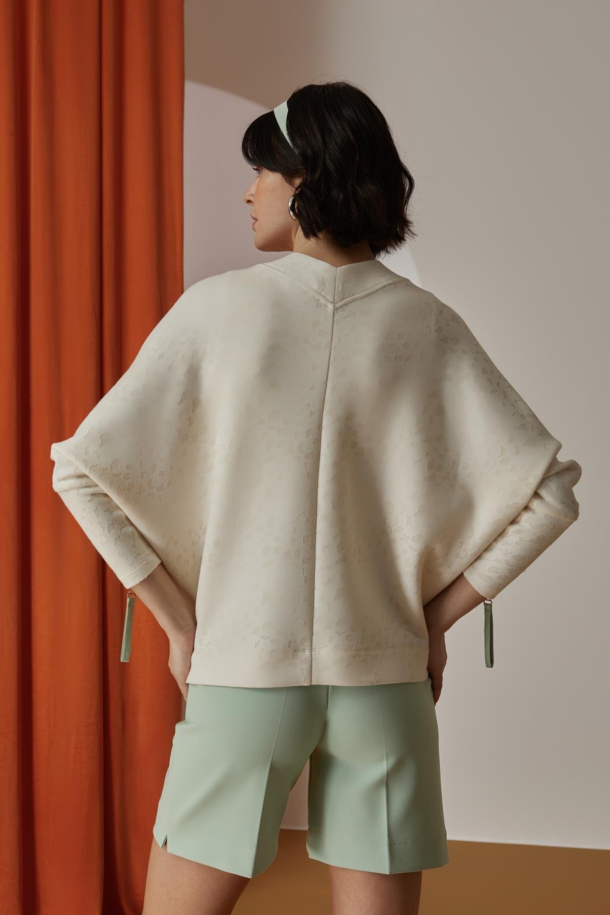 NAAR 12612 HIRKA EKRU