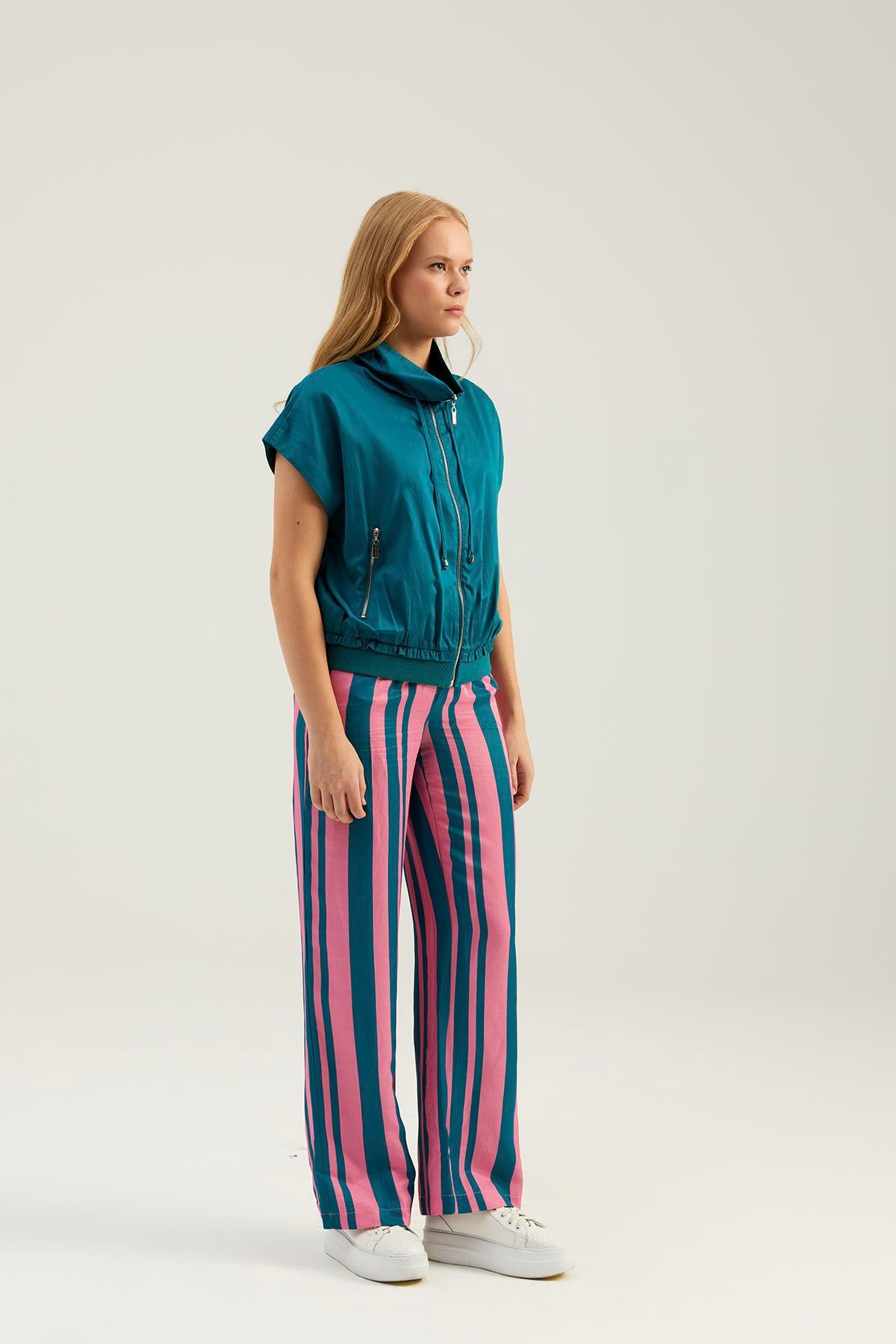 NAAR 61702 YELEK PETROL YEŞİLİ