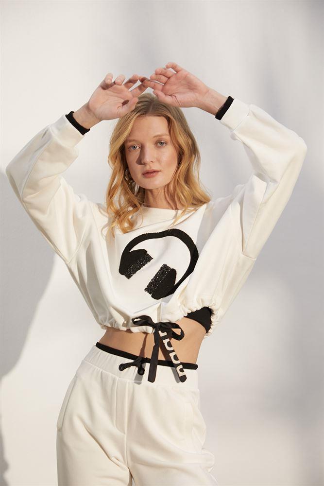 NAAR 81306 SWEAT EKRU