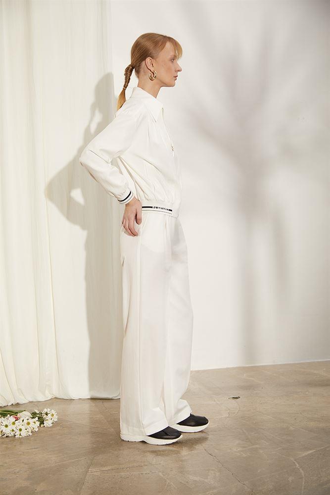 NAAR 81618 BOMBER EKRU